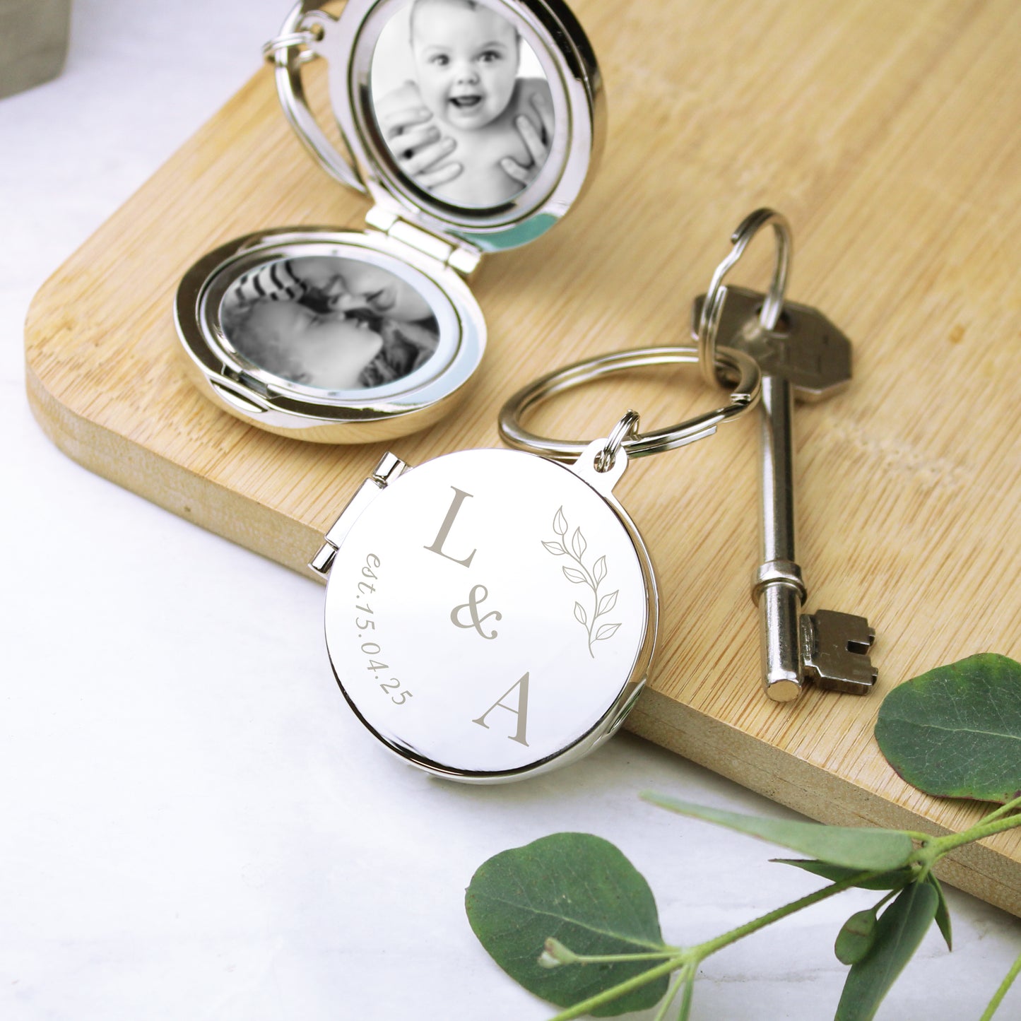 Personalised Foliage Couples Photo Keyring - MK&JD Gifts