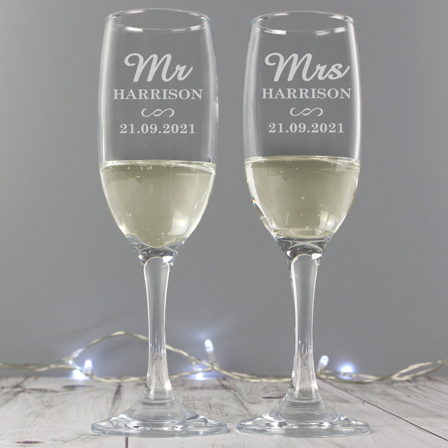 Personalised Mr & Mrs Pair of Flutes - MK&JD Gifts