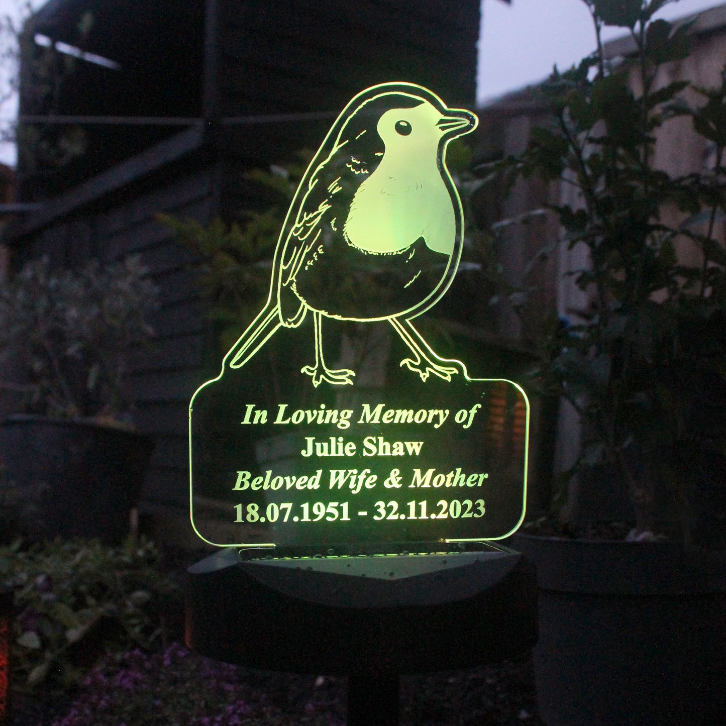 Personalised Robin Memorial Outdoor Solar Light - MK&JD Gifts