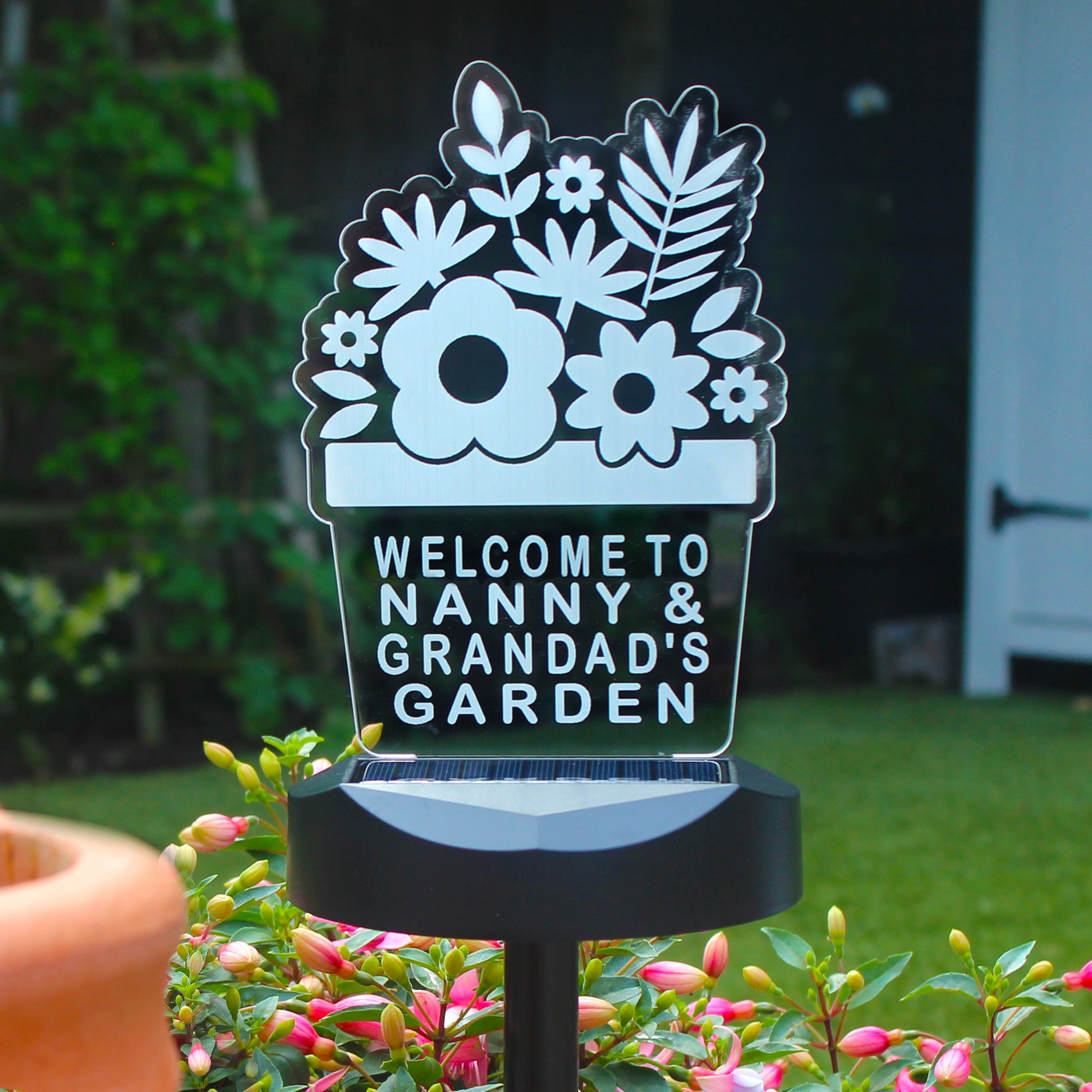Personalised Plant Pot Outdoor Solar Light - MK&JD Gifts