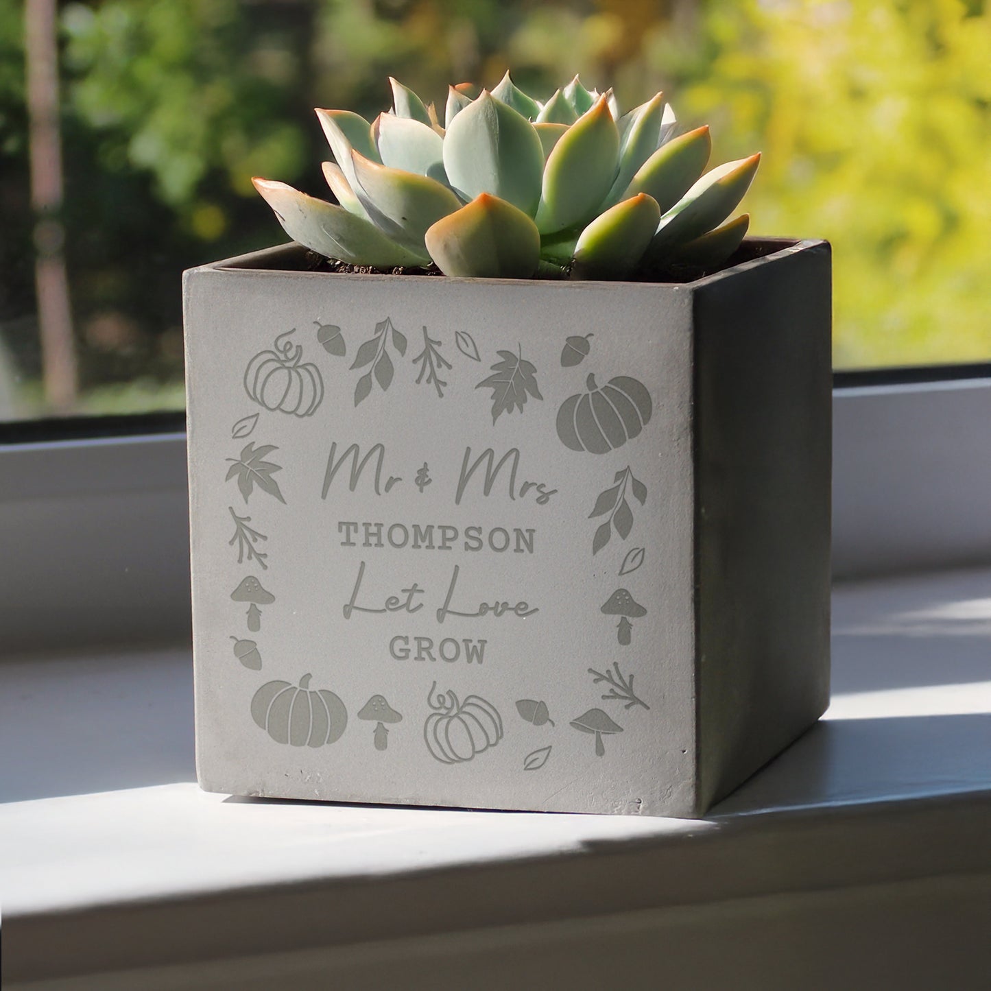 Personalised Pumpkin Concrete Plant Pot - MK&JD Gifts