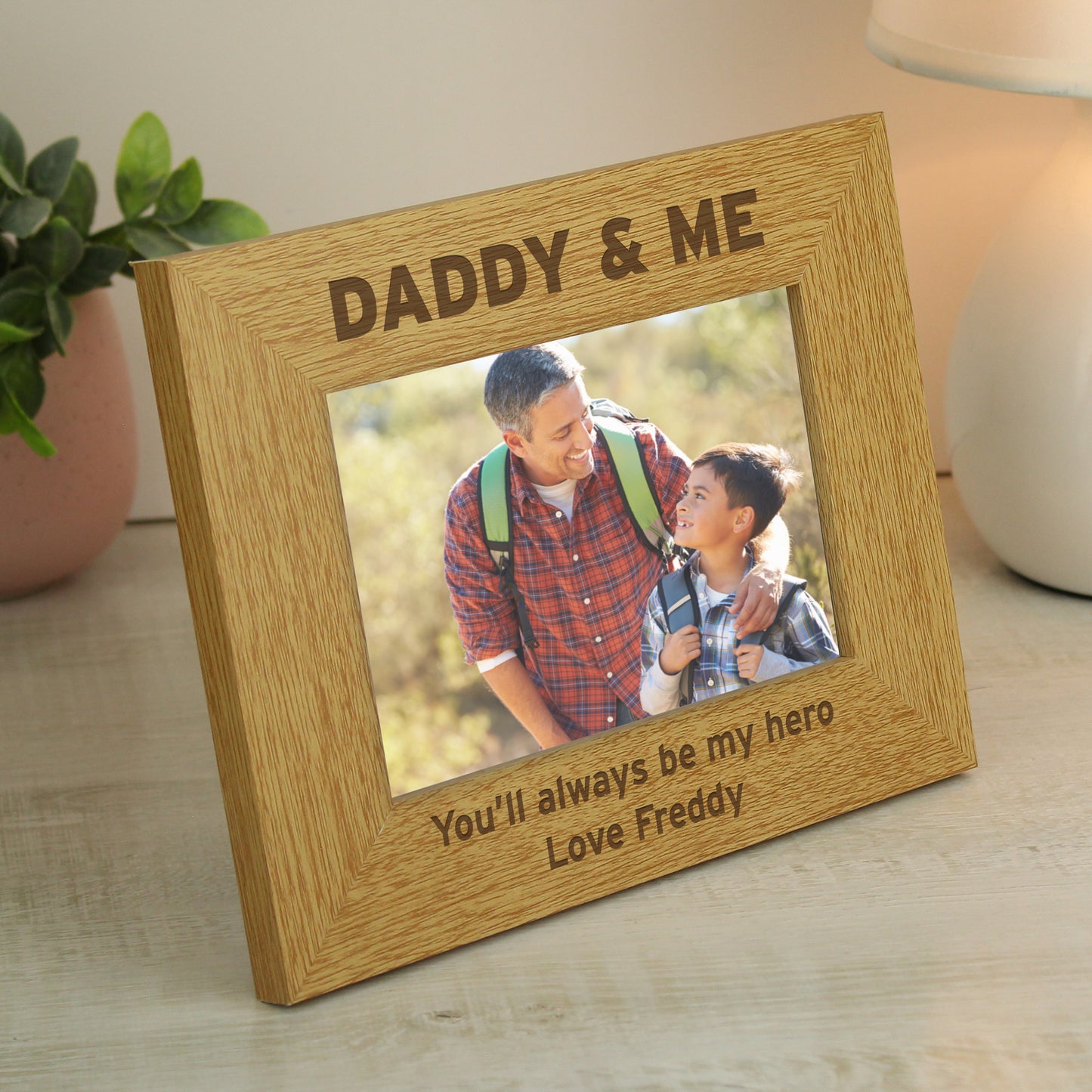 Personalised Oak Finish 6x4 Daddy & Me Photo Frame - MK&JD Gifts