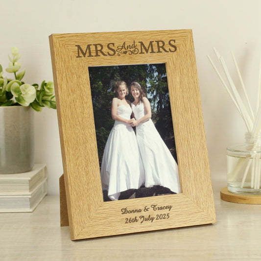 Personalised Oak Finish 6x4 Mrs & Mrs Photo Frame - MK&JD Gifts