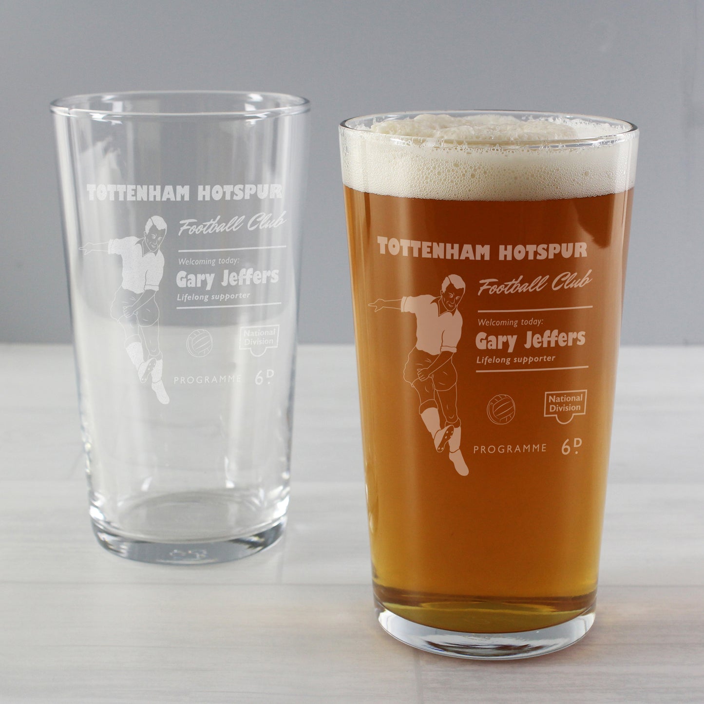 Personalised Vintage Football Supporter's Pint Glass - MK&JD Gifts