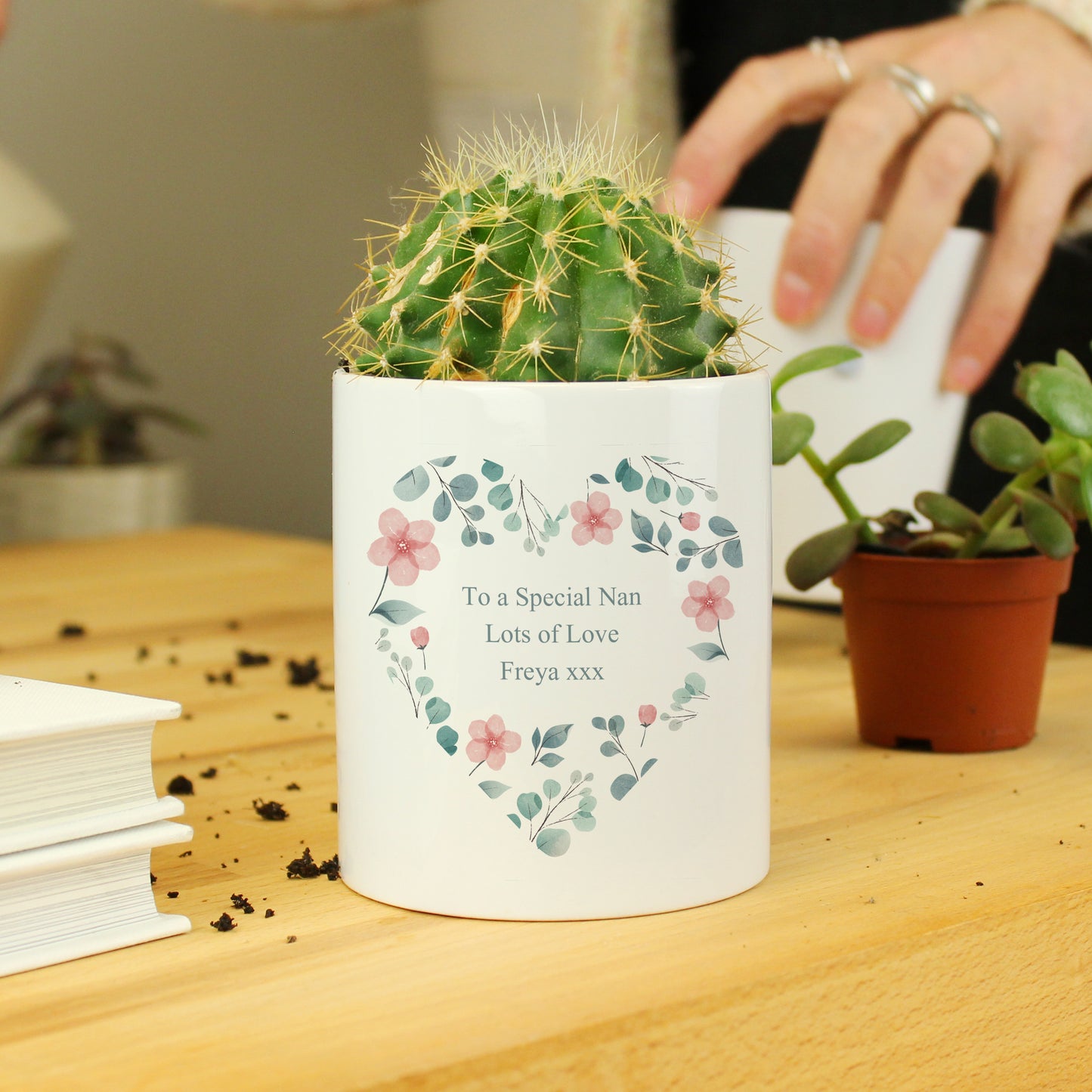 Personalised Floral Heart Ceramic Storage Pot - MK&JD Gifts