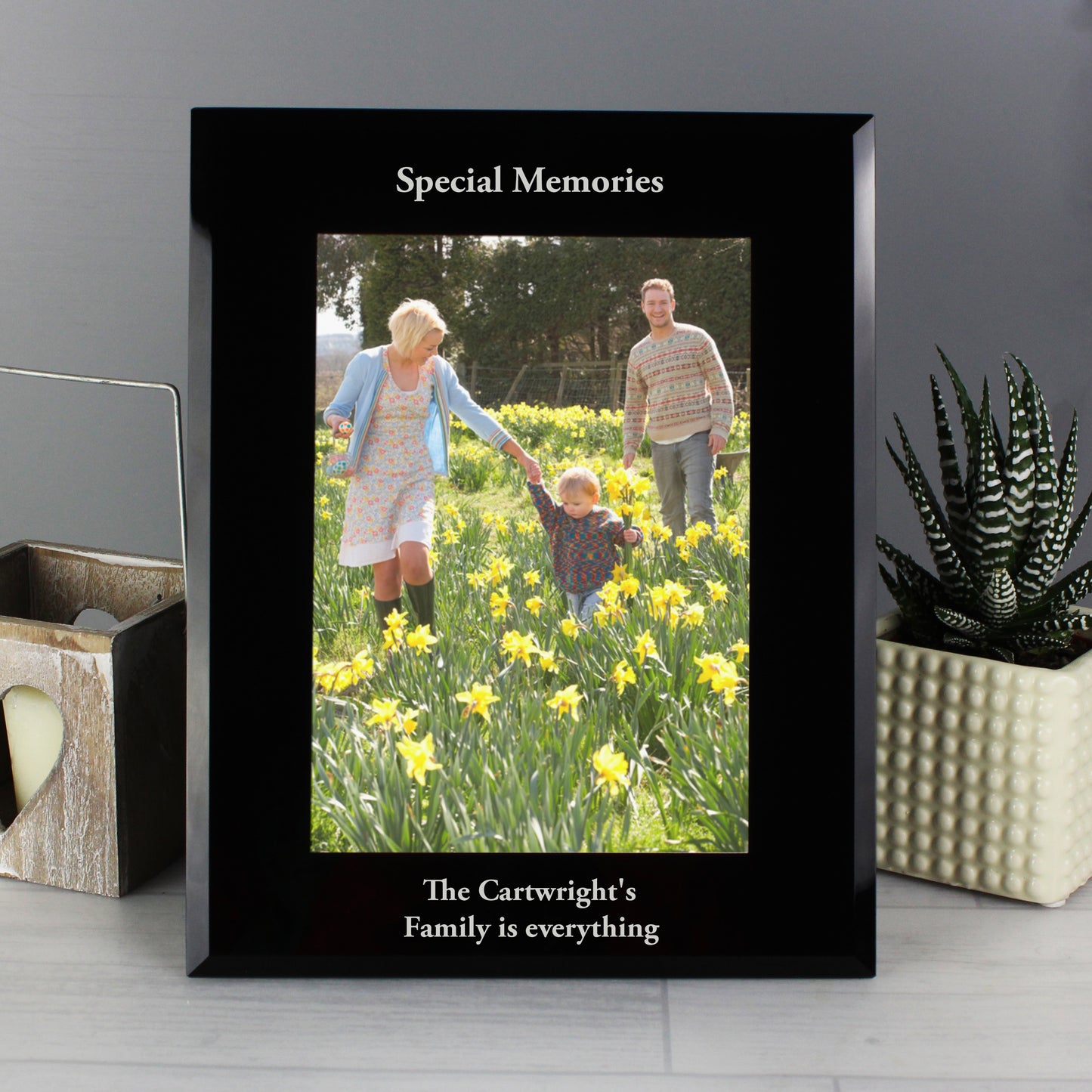 Personalised 5x7 Black Glass Photo Frame - MK&JD Gifts