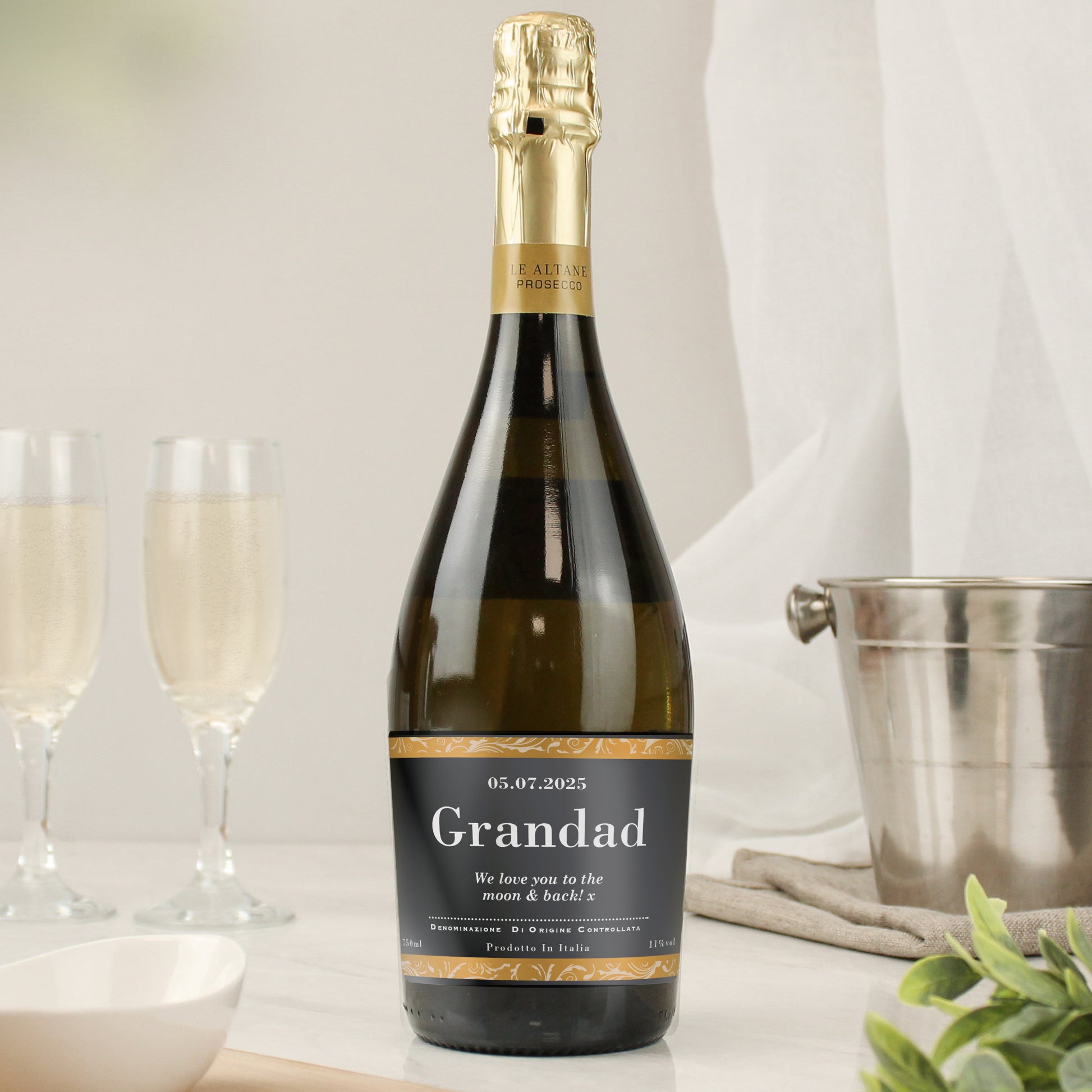 Personalised Classic Black Label Prosecco - MK&JD Gifts
