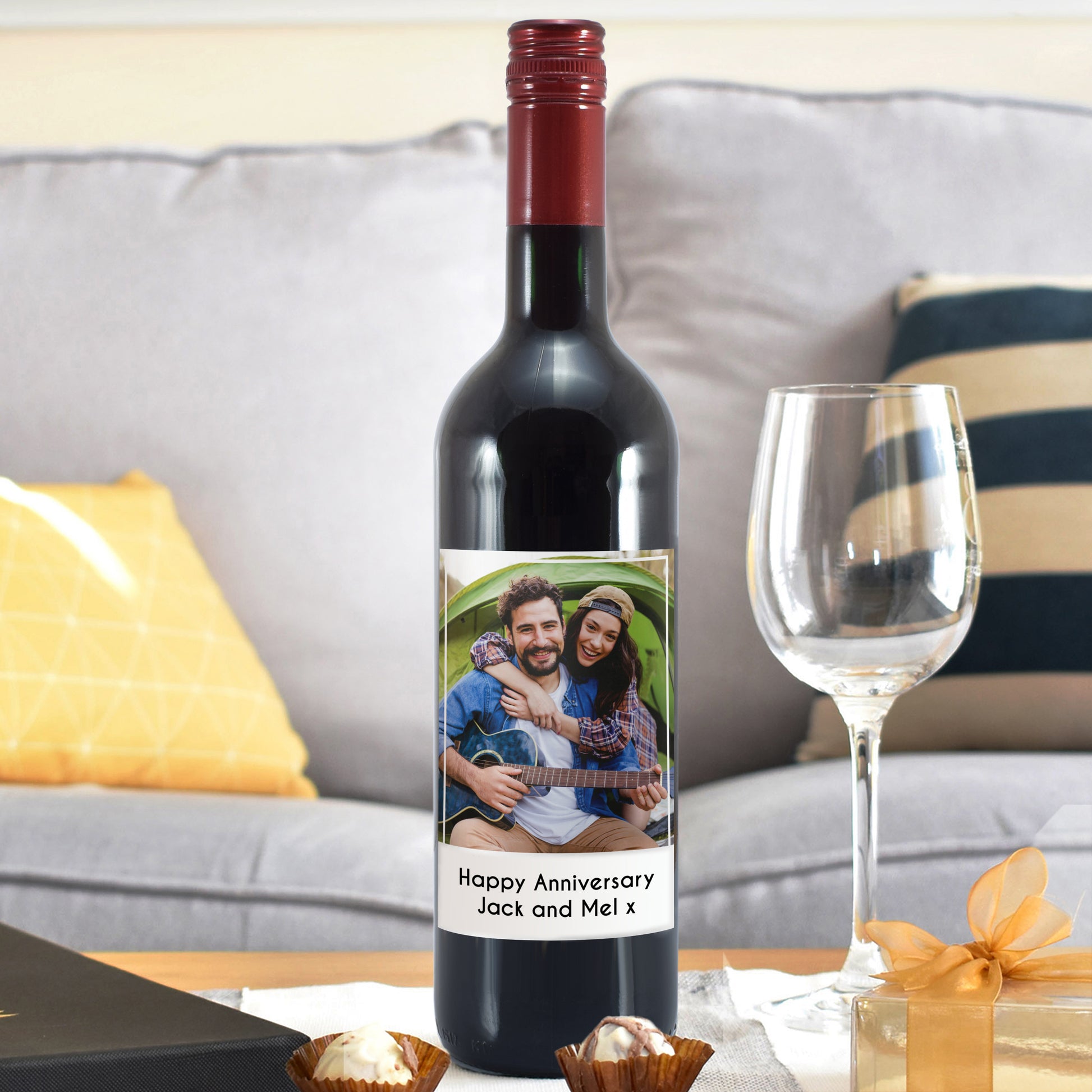 Personalised Photo Upload Red Wine - MK&JD Gifts