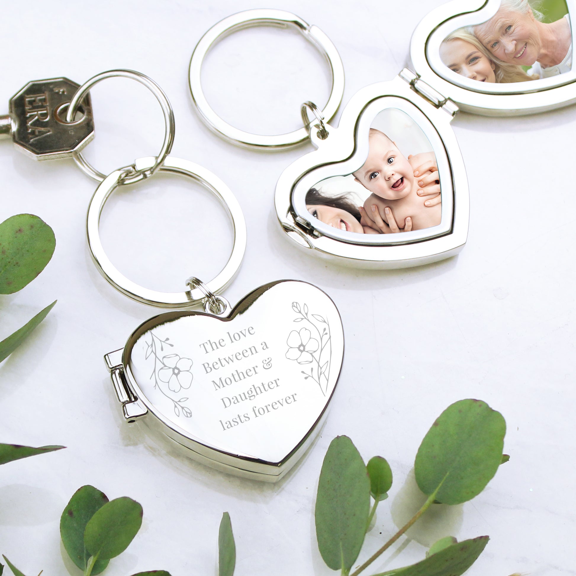 Personalised Floral Heart Photo Frame Keyring - MK&JD Gifts