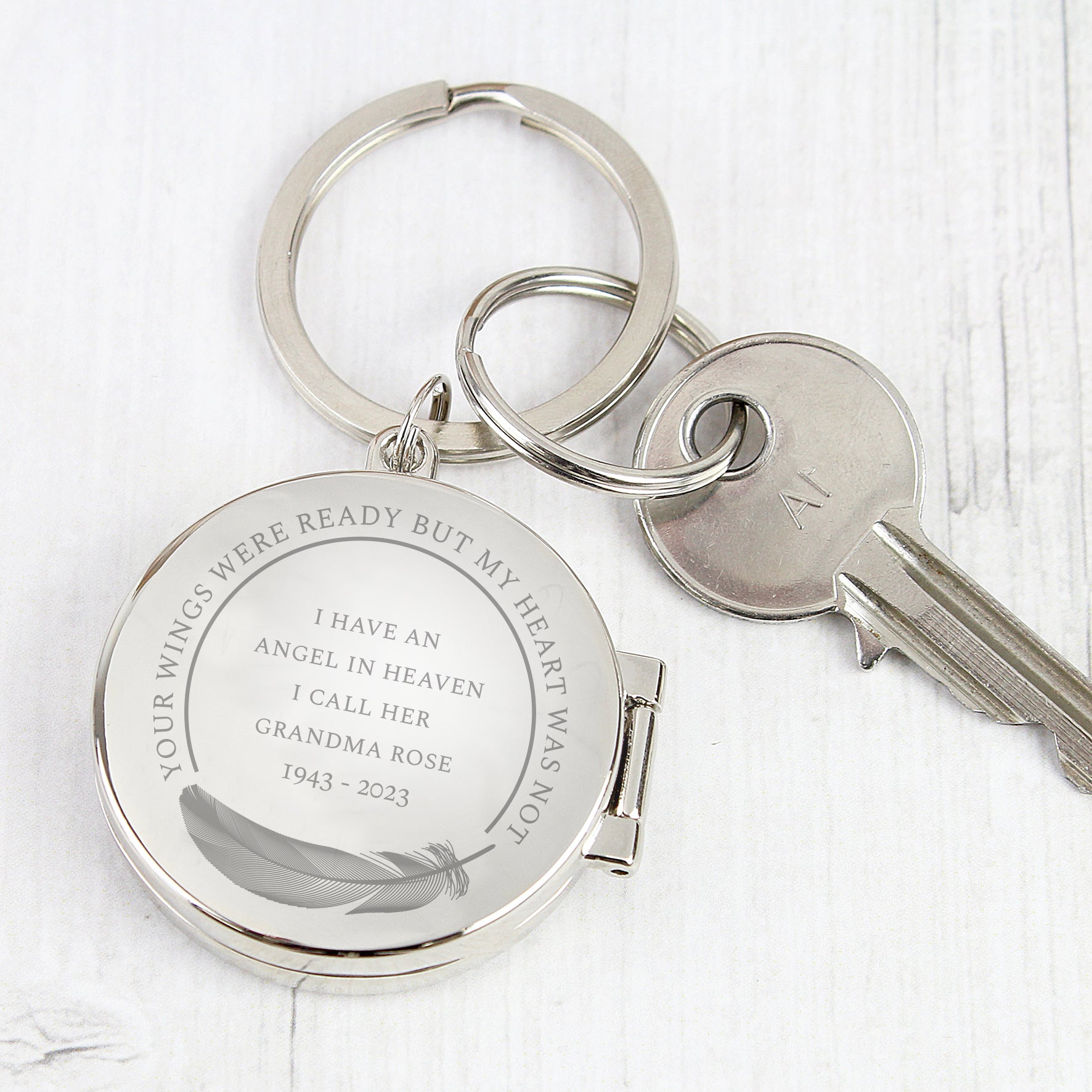 Personalised In Loving Memory Round Photo Keyring - MK&JD Gifts