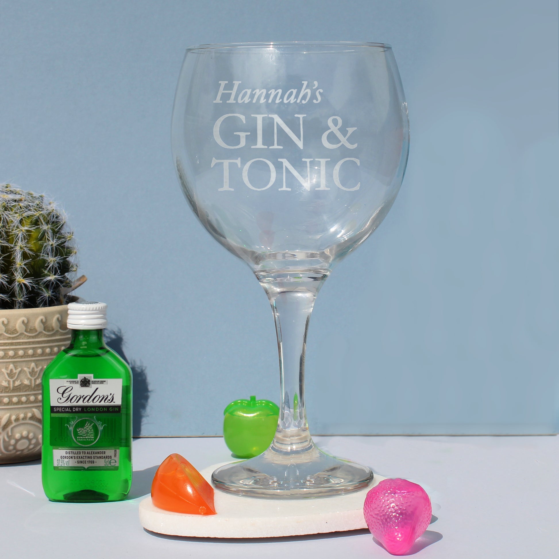 Personalised Gin & Tonic Balloon Glass with Gin Miniature Set - MK&JD Gifts
