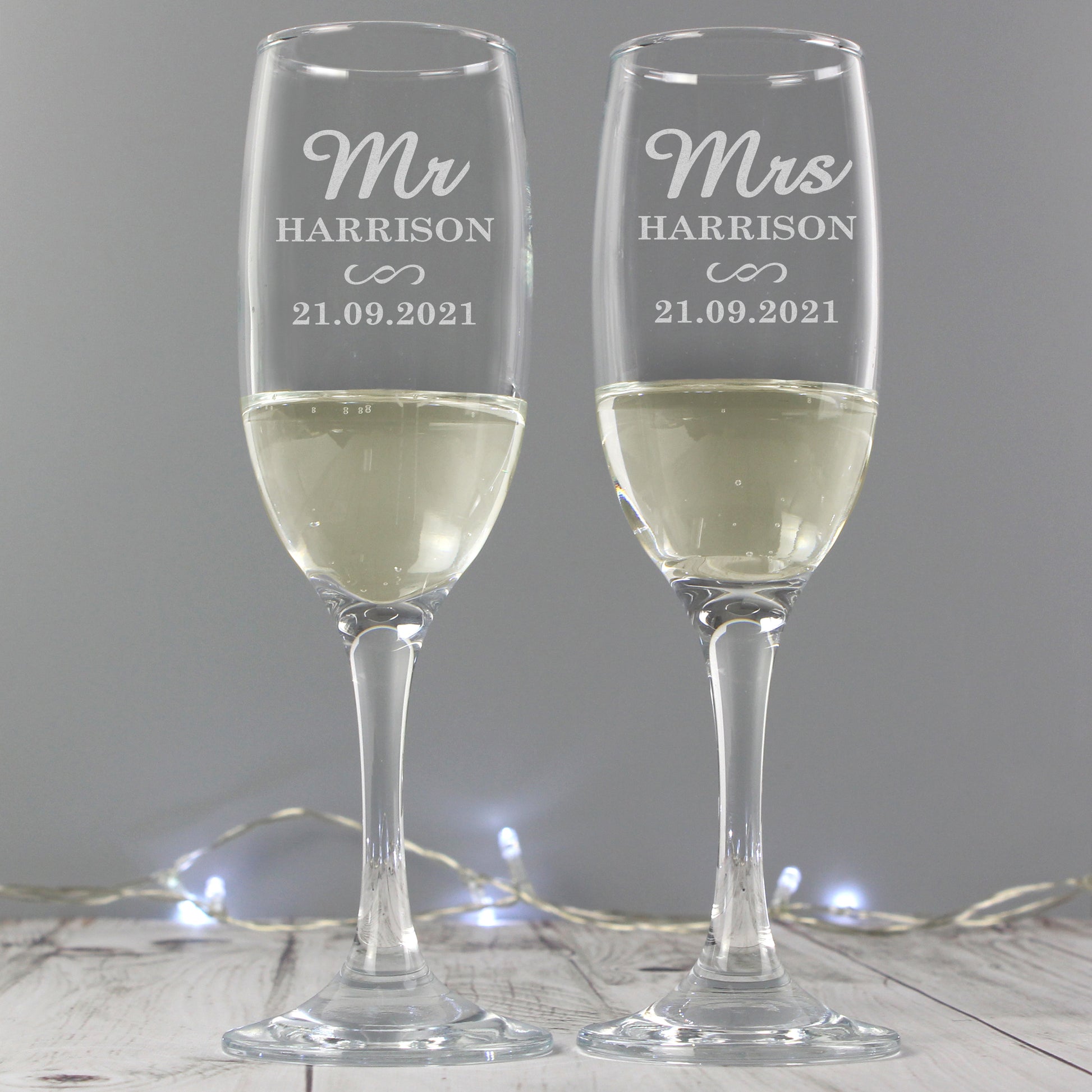 Personalised Mr & Mrs Pair of Flutes - MK&JD Gifts