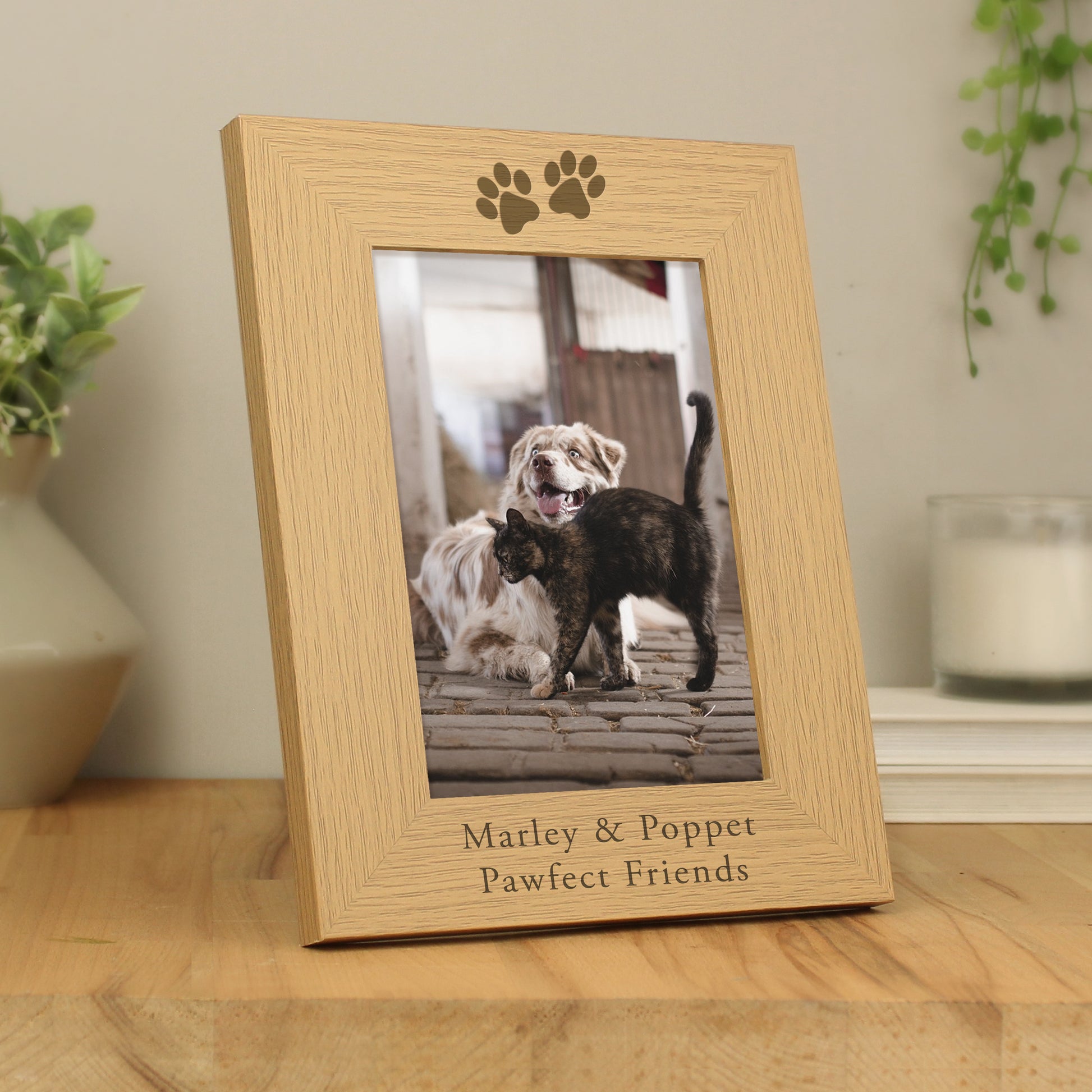 Personalised Paw Prints 5x7 Oak Finish Photo Frame - MK&JD Gifts