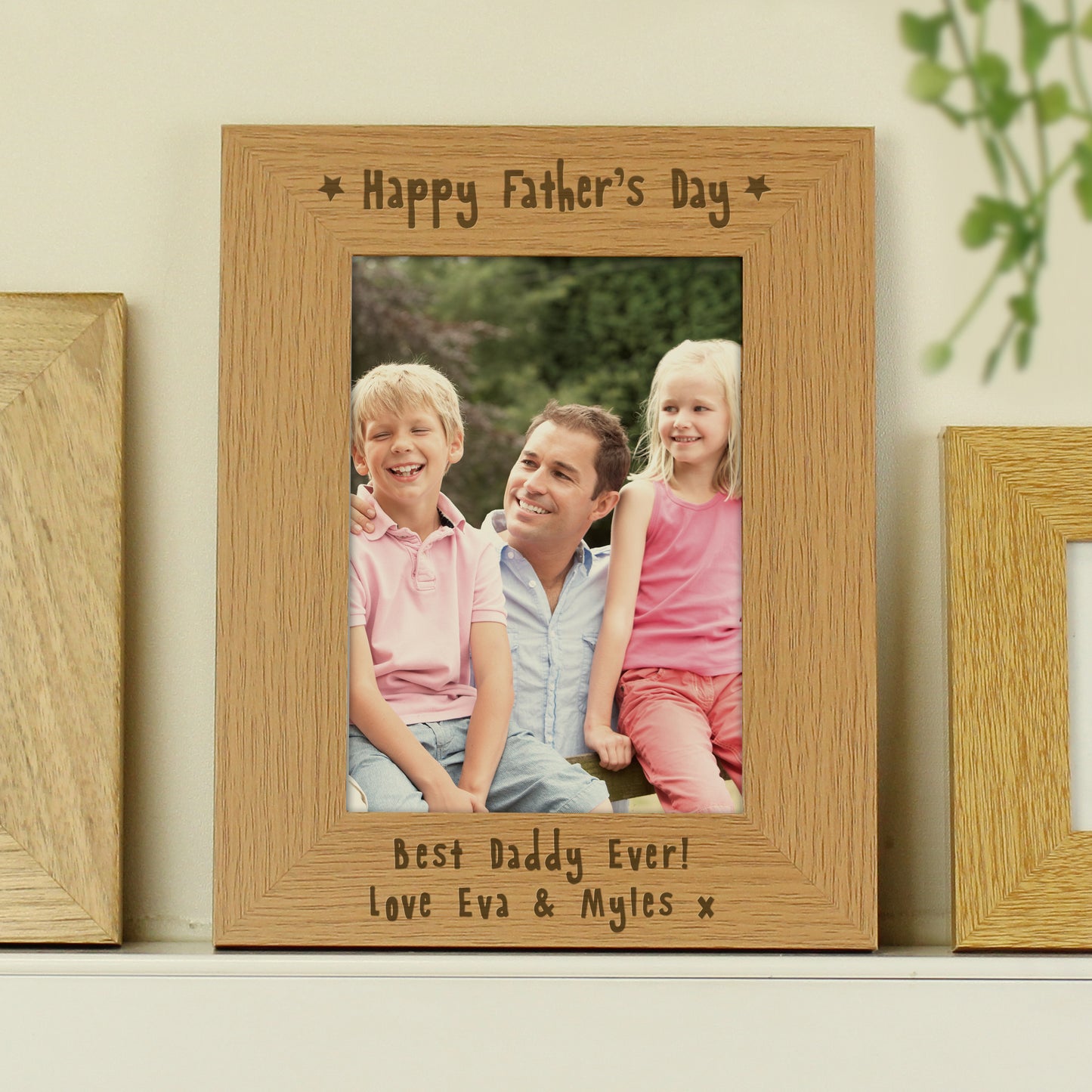 Personalised Happy Father's Day 5x7 Oak Finish Photo Frame - MK&JD Gifts