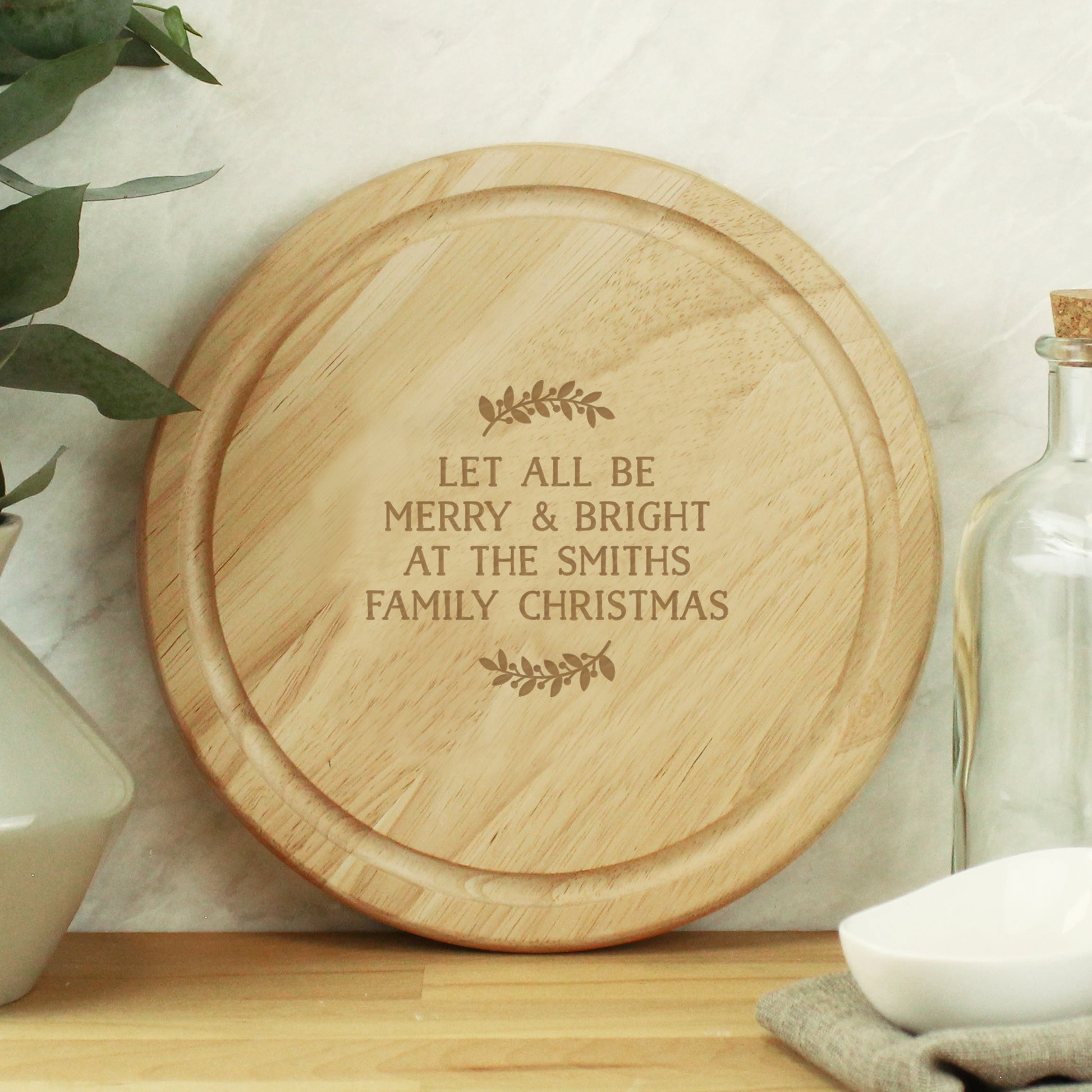 Personalised Wreath Chopping Board - MK&JD Gifts