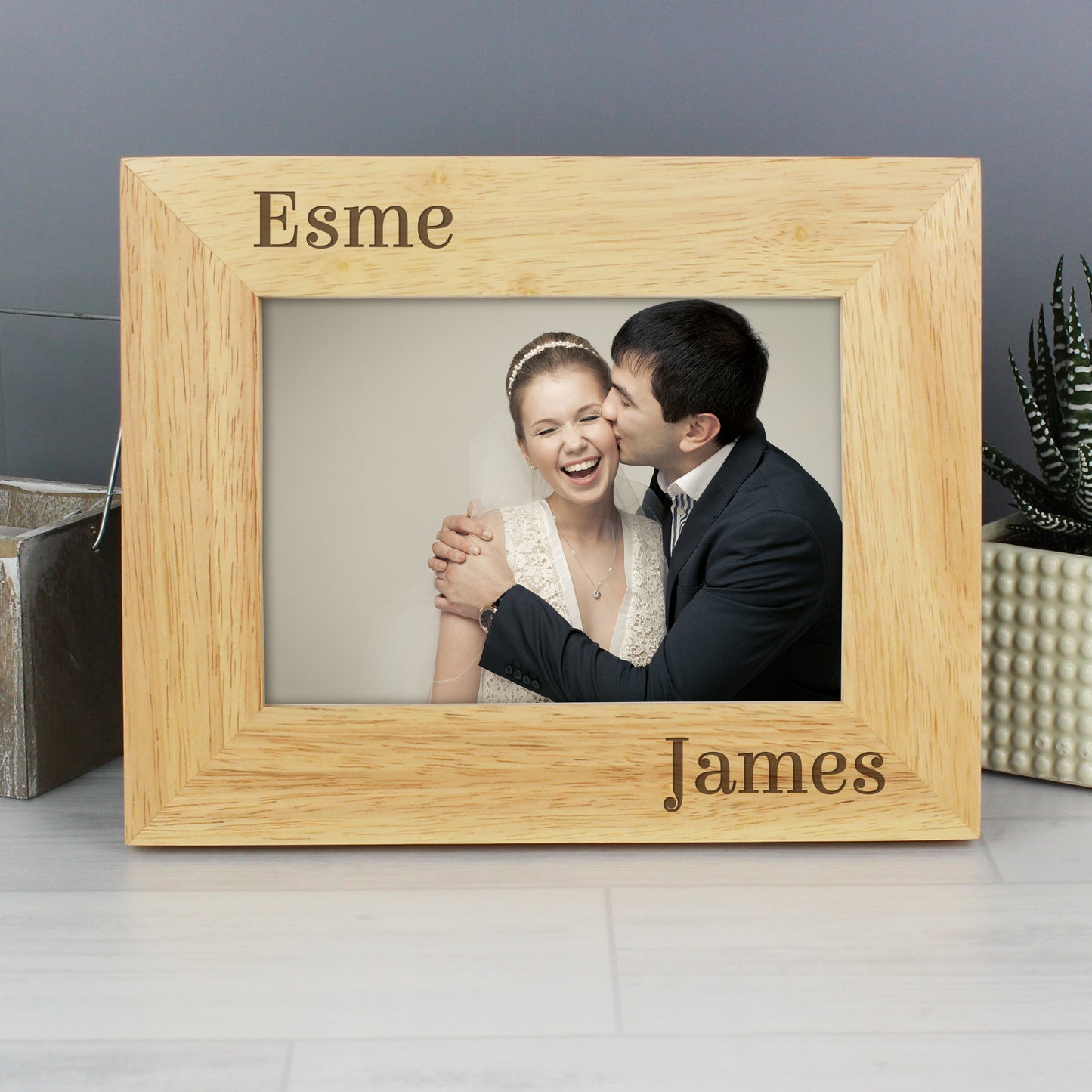 Personalised Couples 6x4 Oak Finish Photo Frame - MK&JD Gifts