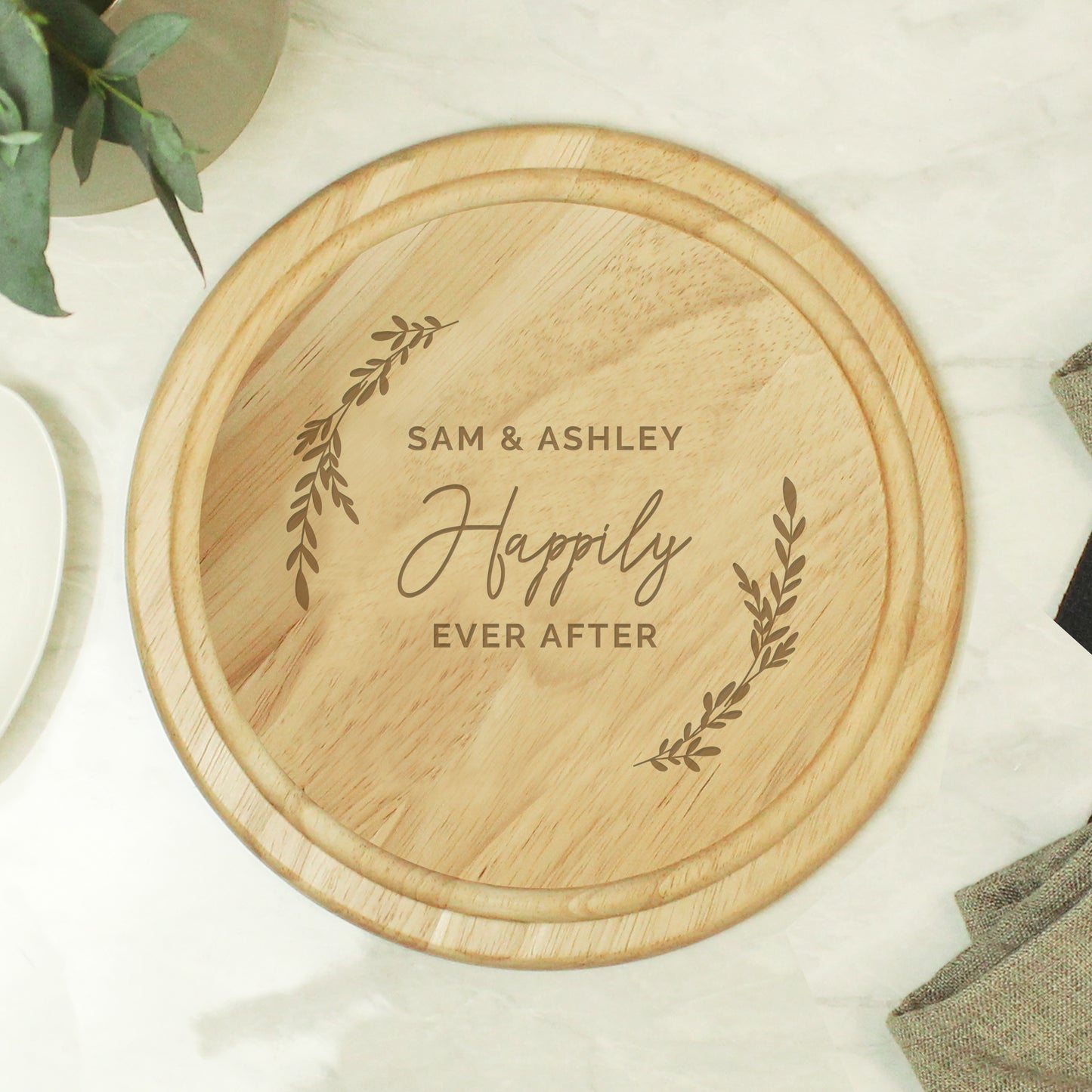 Personalised Laurel Round Wooden Chopping Board - MK&JD Gifts