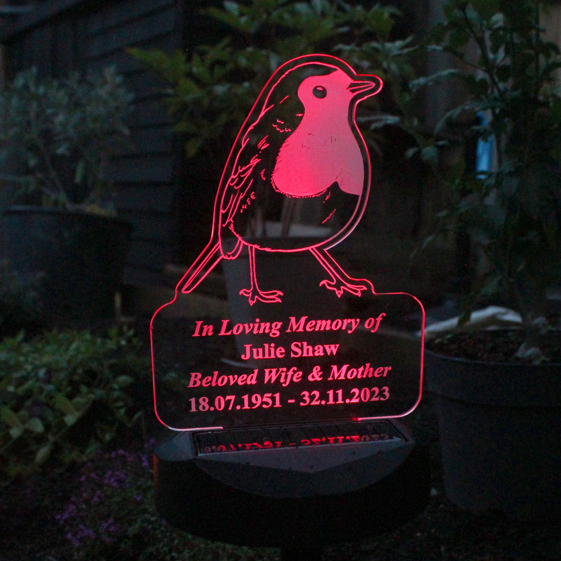 Personalised Robin Memorial Outdoor Solar Light - MK&JD Gifts