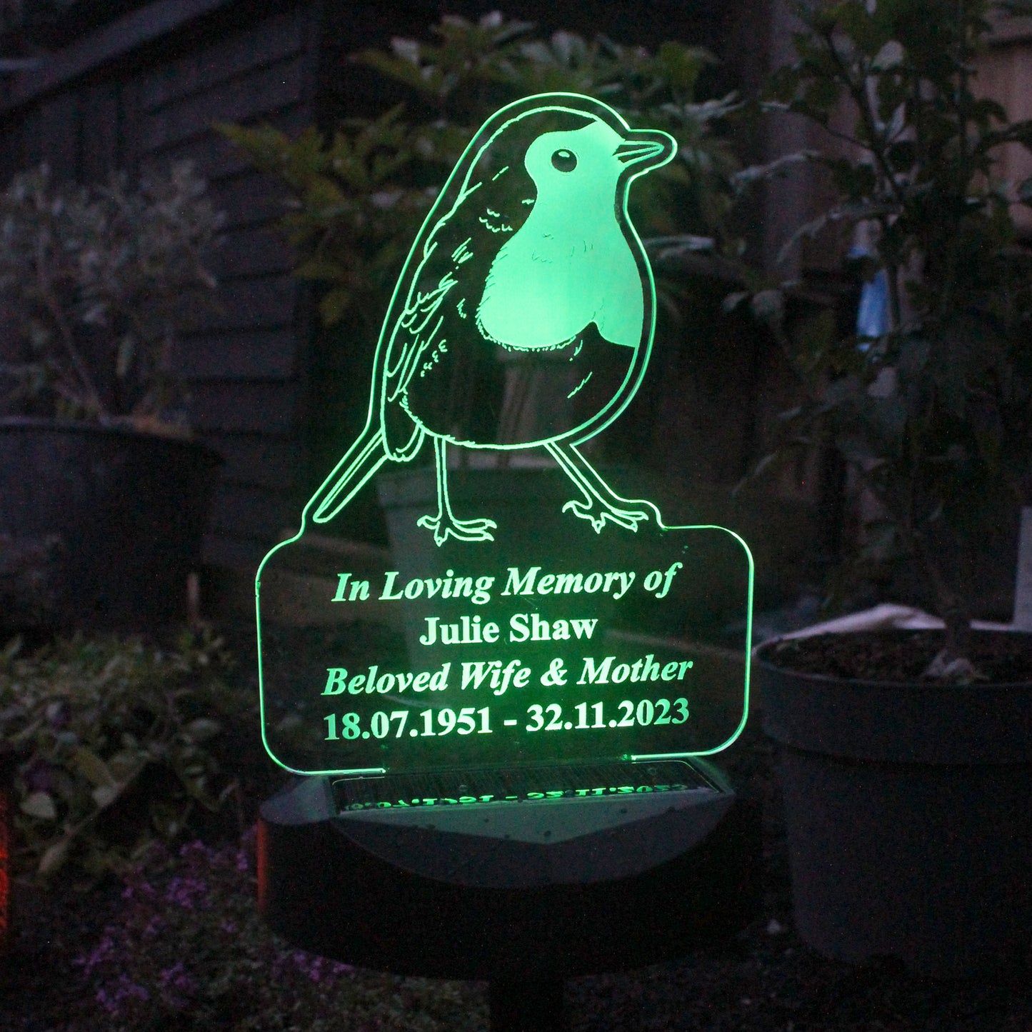 Personalised Robin Memorial Outdoor Solar Light - MK&JD Gifts