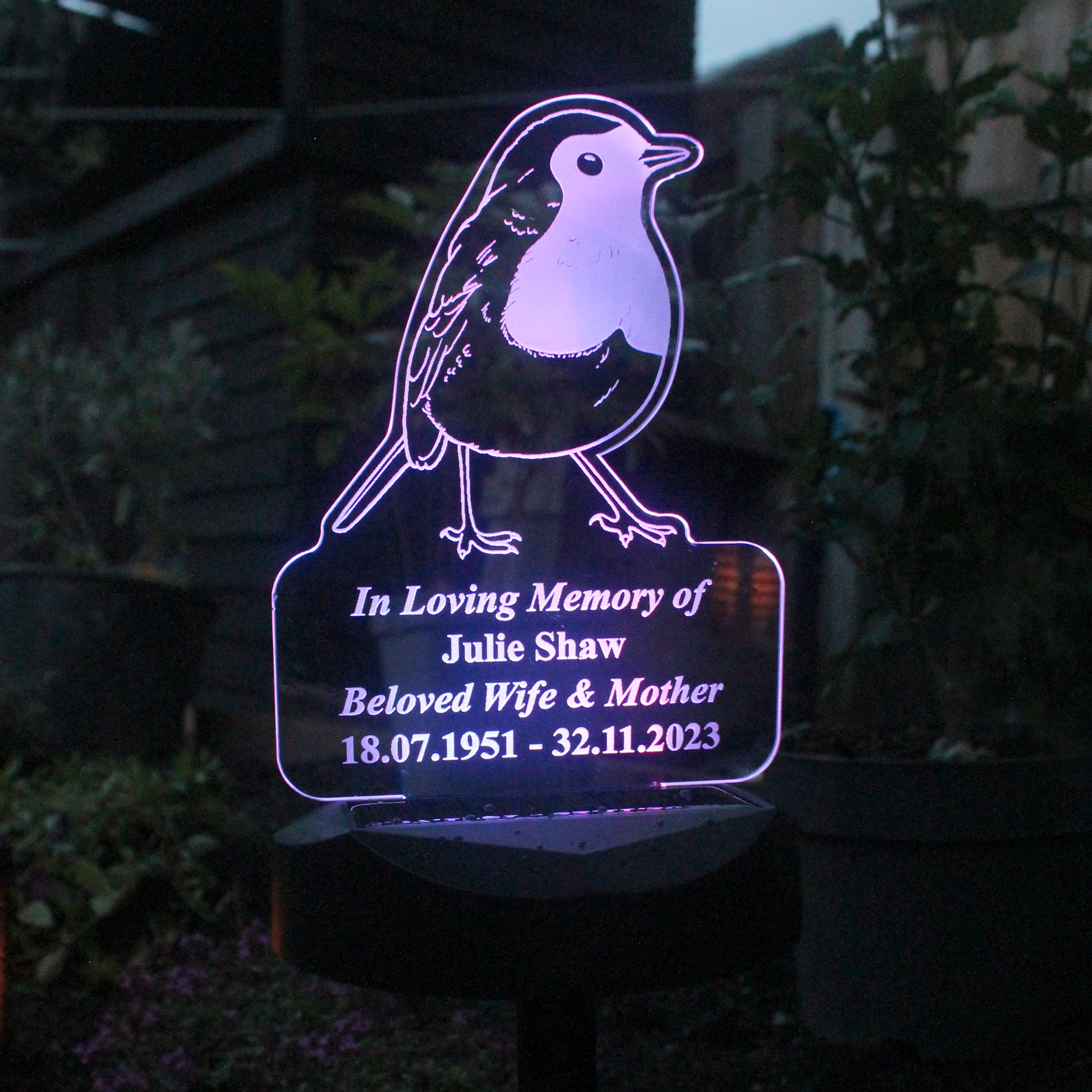 Personalised Robin Memorial Outdoor Solar Light - MK&JD Gifts