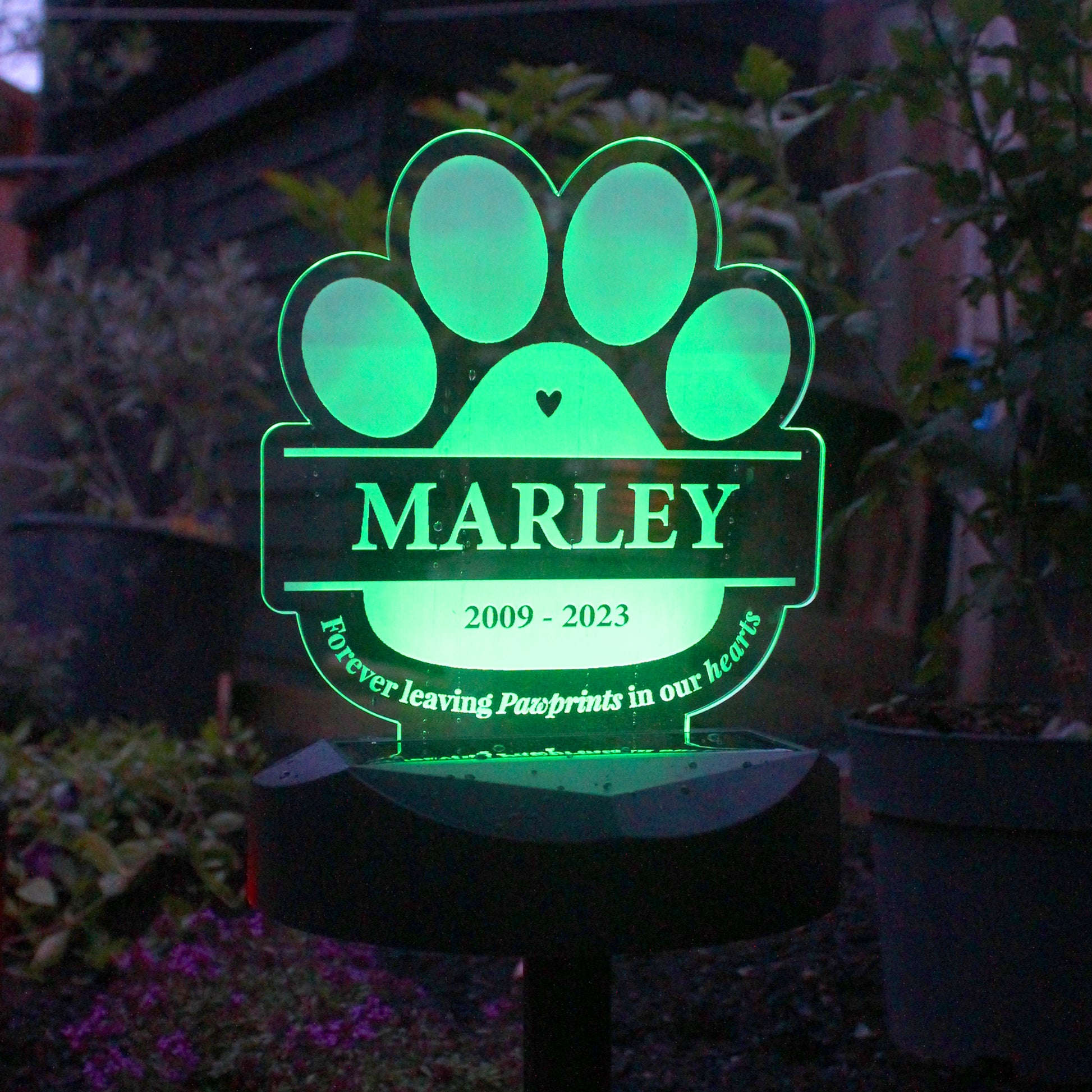 Personalised Pet Memorial Outdoor Solar Light - MK&JD Gifts
