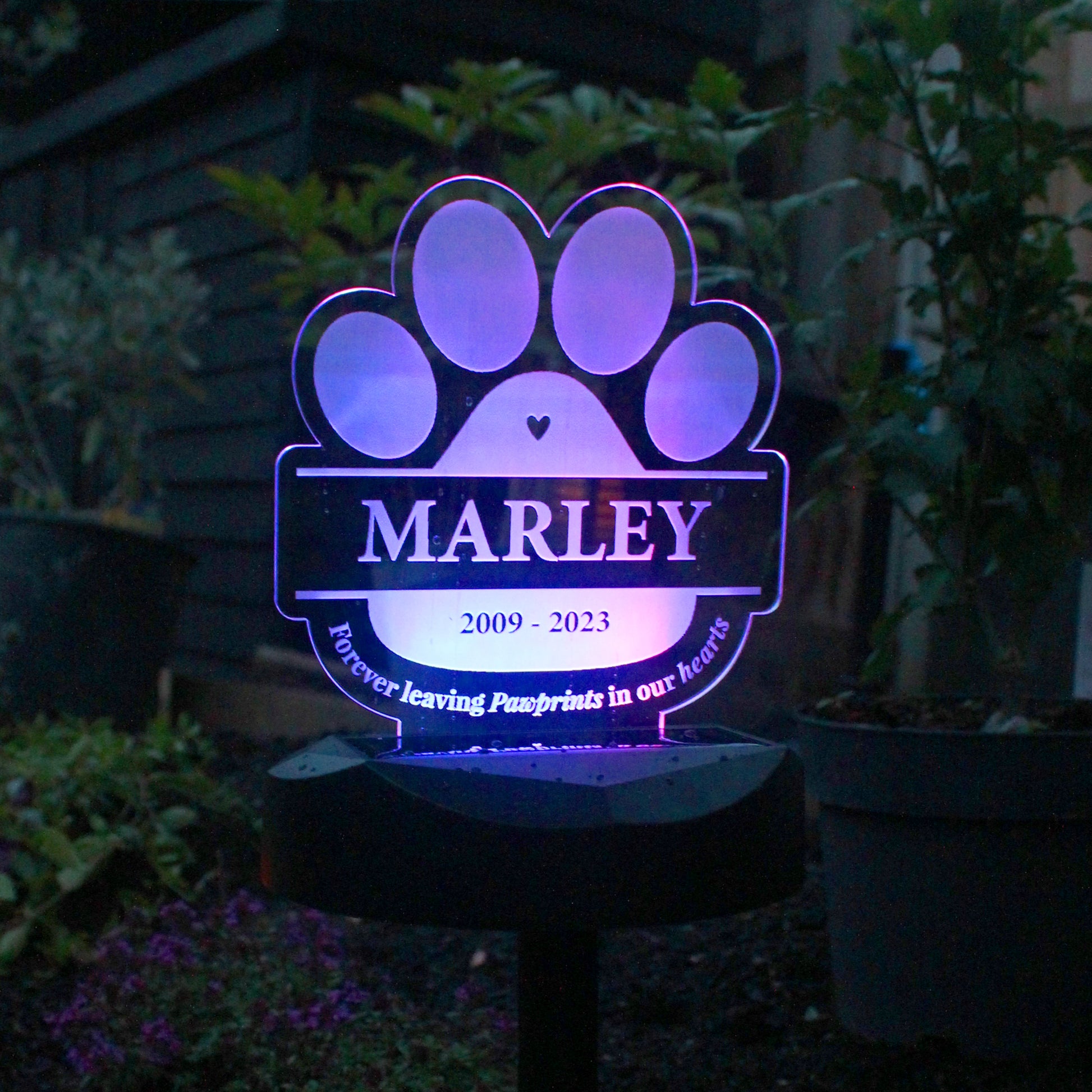 Personalised Pet Memorial Outdoor Solar Light - MK&JD Gifts