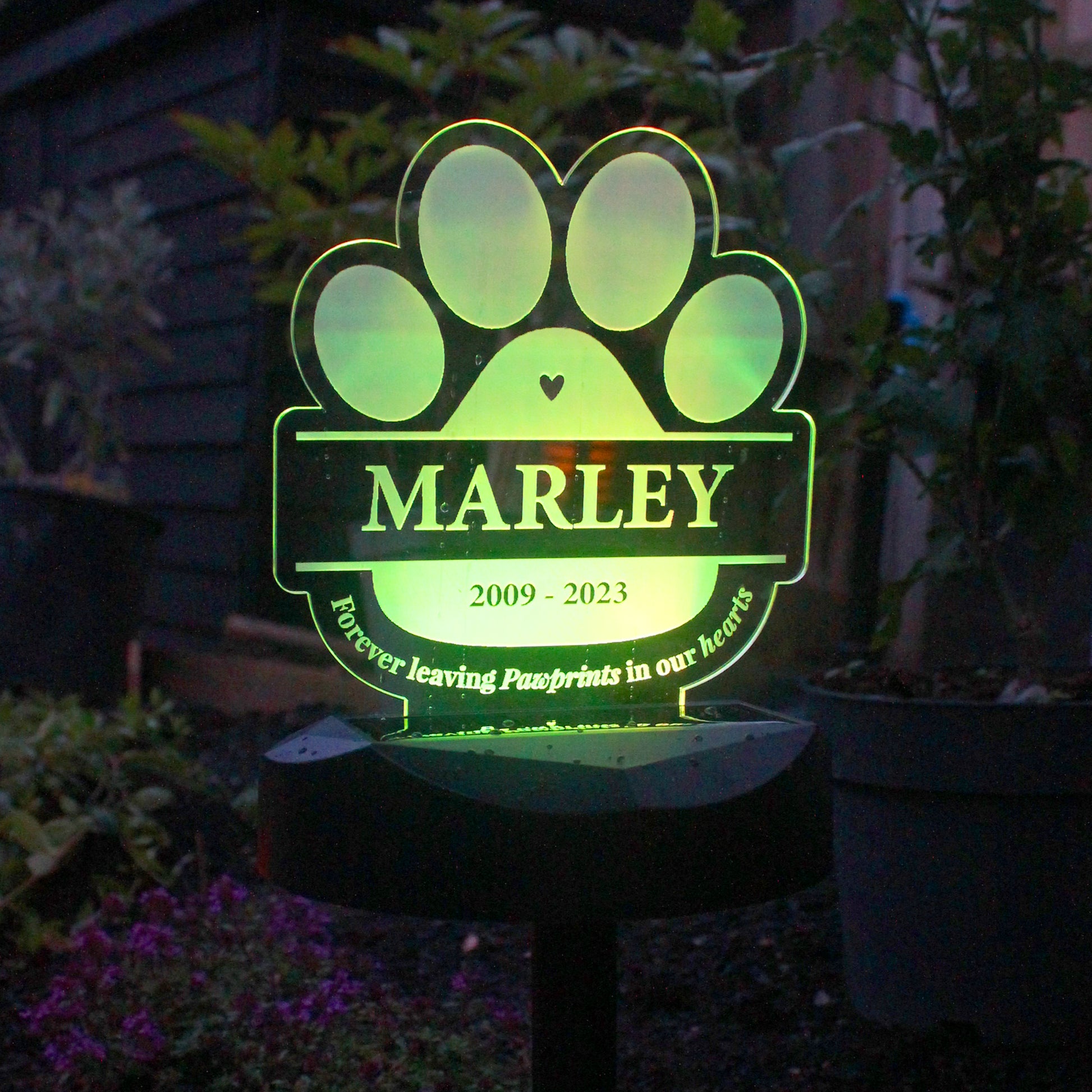 Personalised Pet Memorial Outdoor Solar Light - MK&JD Gifts