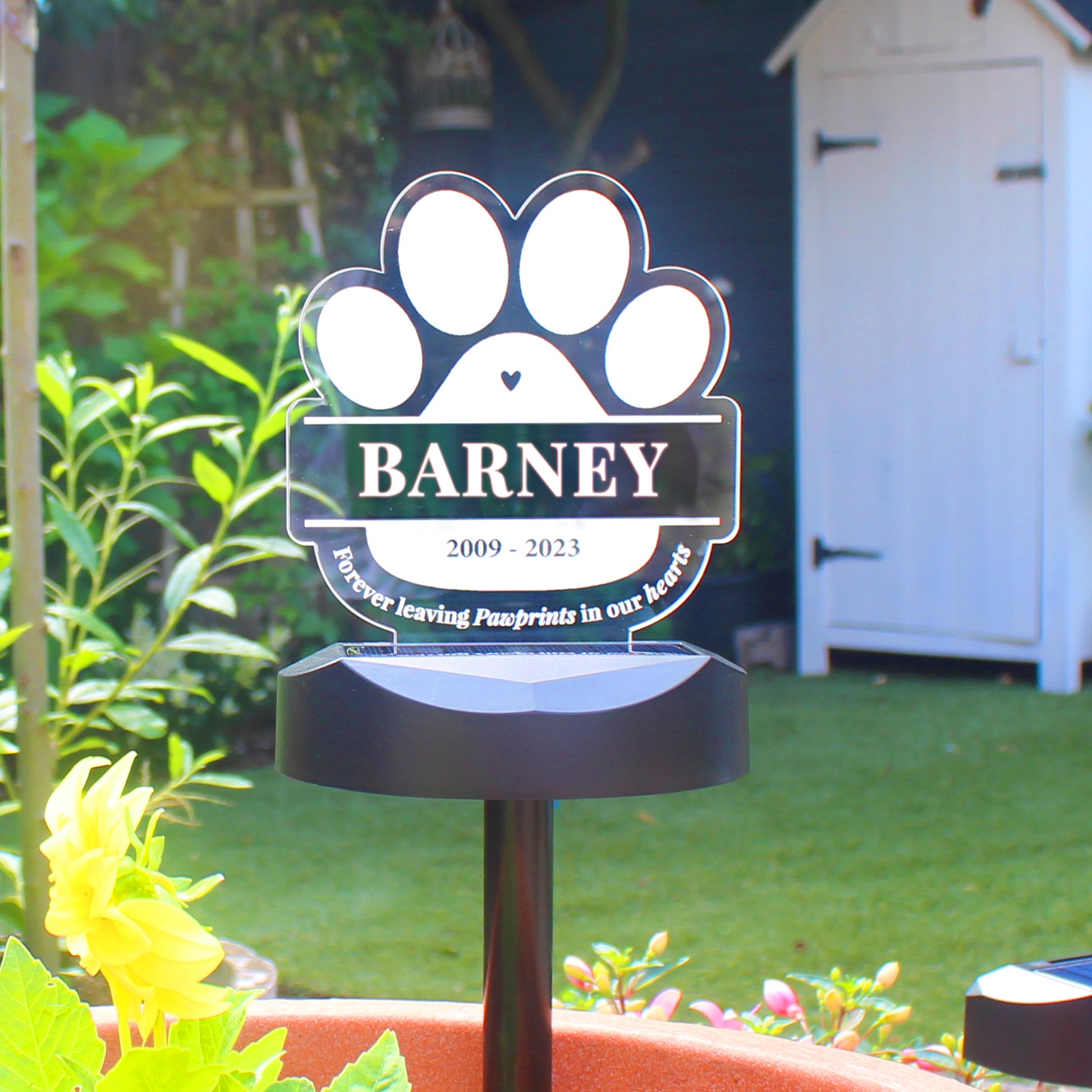 Personalised Pet Memorial Outdoor Solar Light - MK&JD Gifts