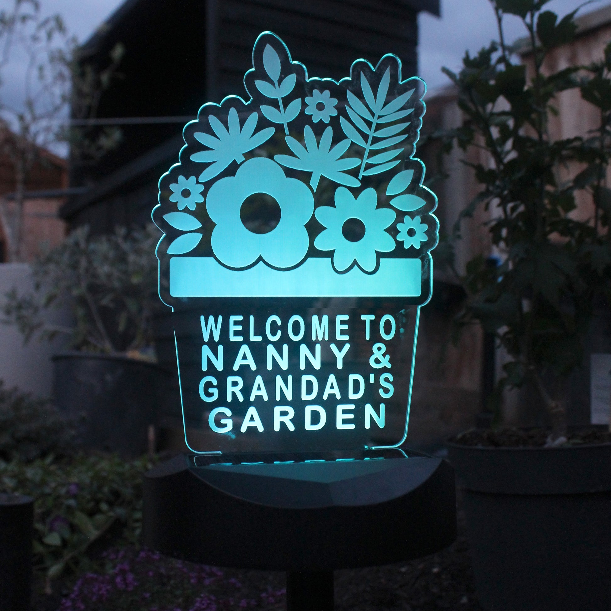 Personalised Plant Pot Outdoor Solar Light - MK&JD Gifts