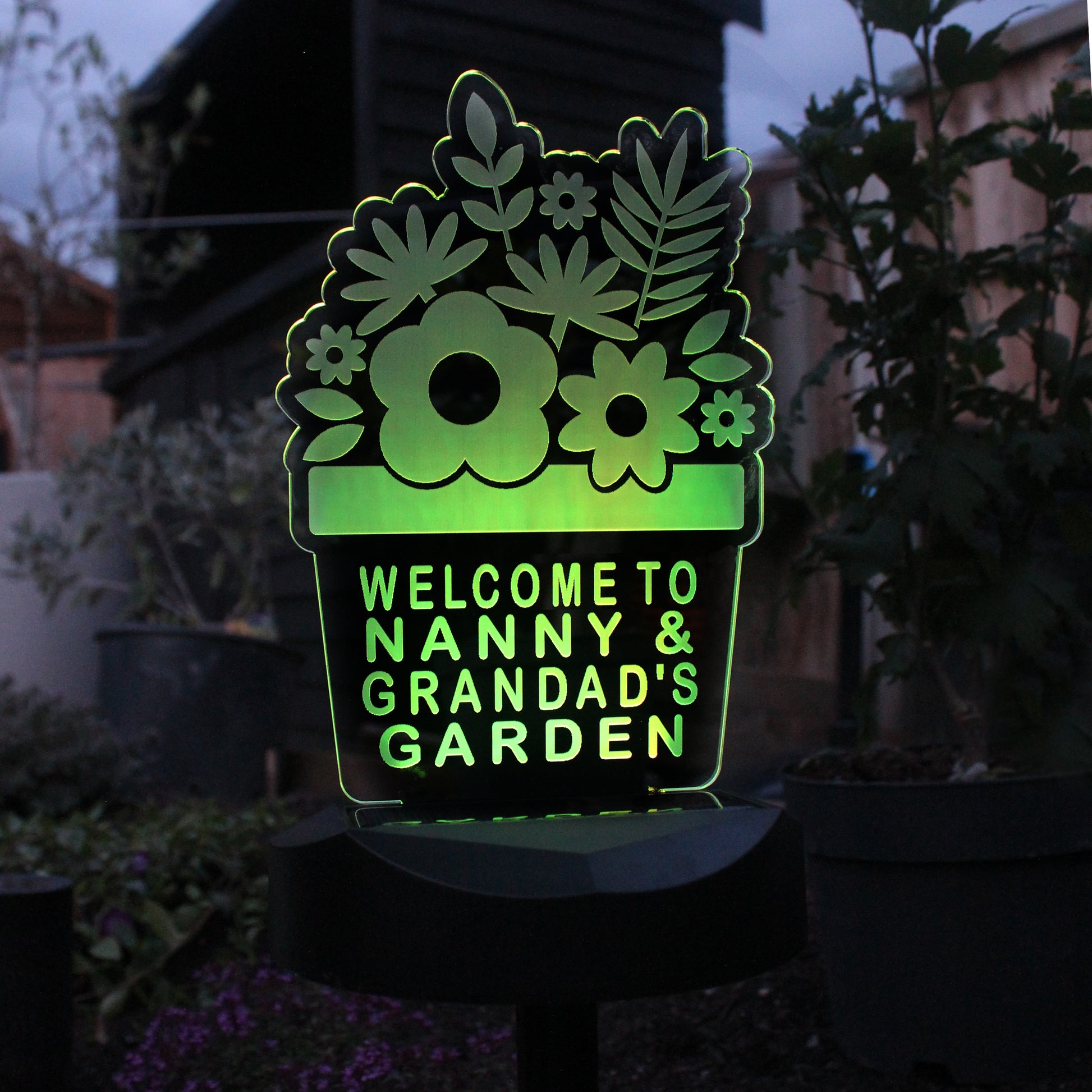Personalised Plant Pot Outdoor Solar Light - MK&JD Gifts