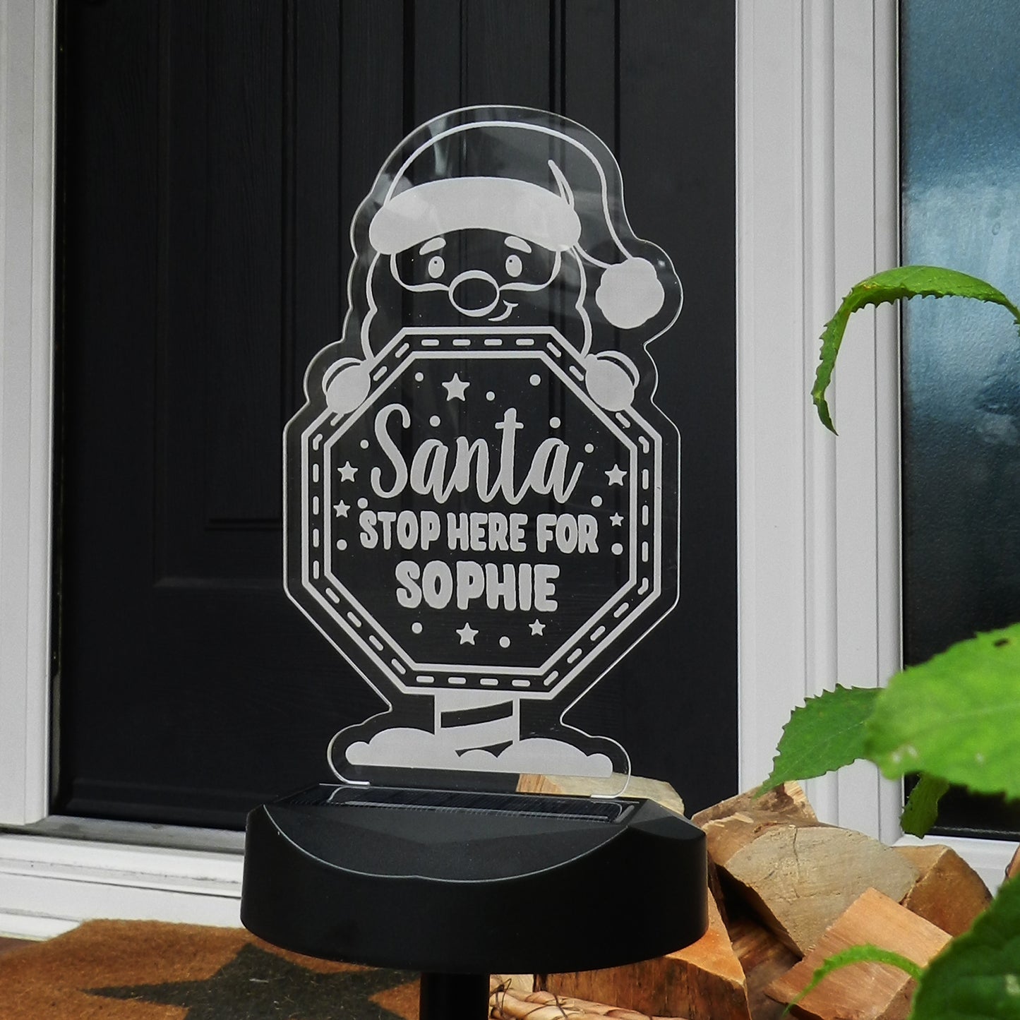 Personalised Santa Stop Here Sign Outdoor Solar Light - MK&JD Gifts