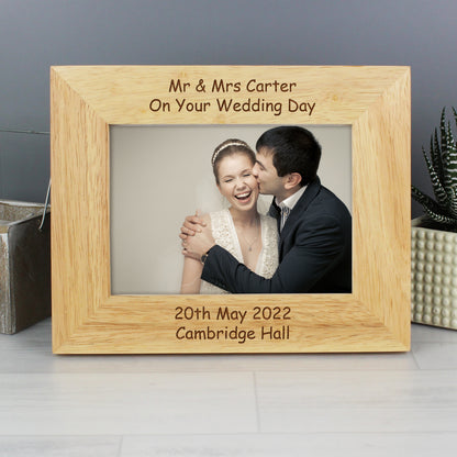 Personalised Landscape 5x7 Landscape Oak Finish Photo Frame - MK&JD Gifts