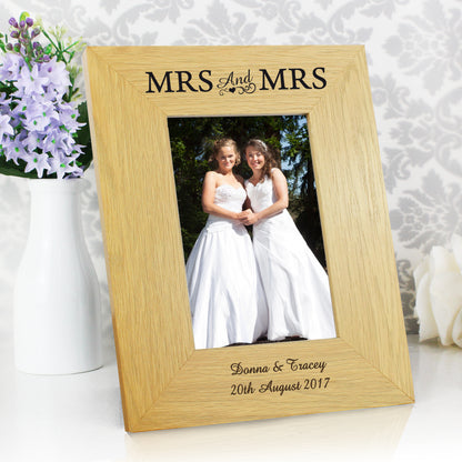 Personalised Oak Finish 6x4 Mrs & Mrs Photo Frame - MK&JD Gifts