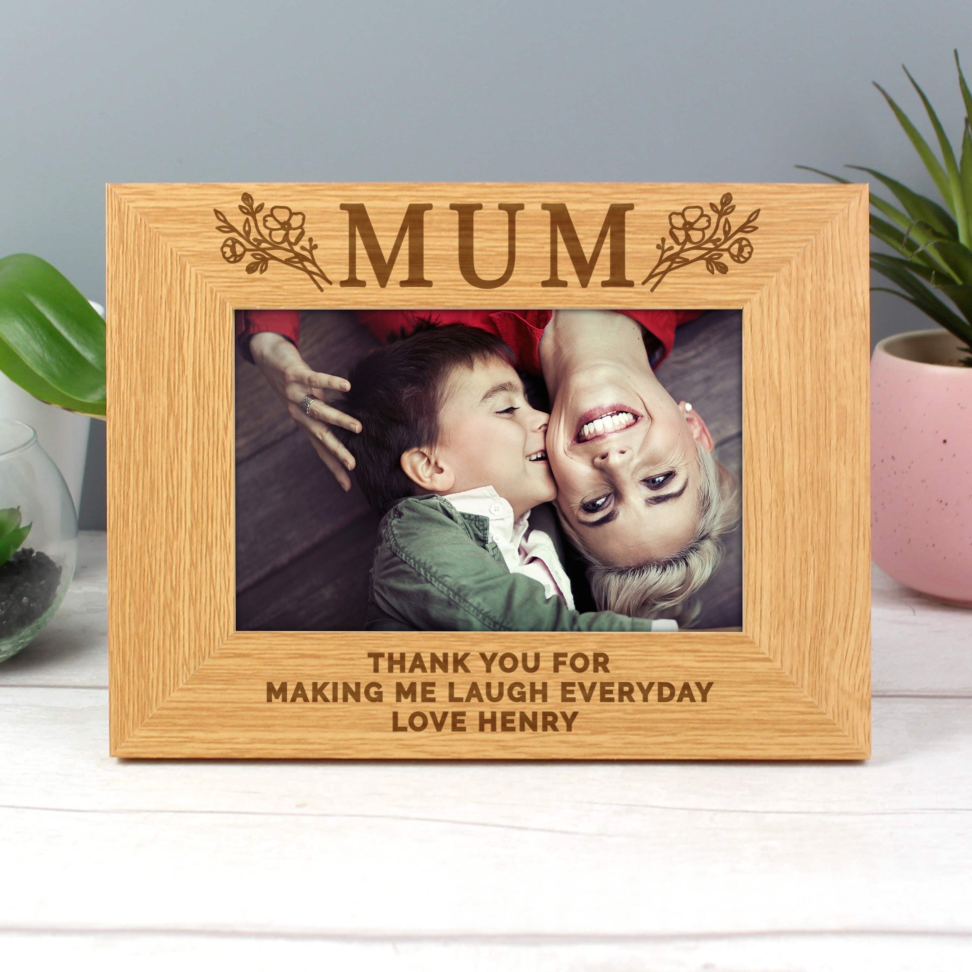 Personalised Floral Mum 6x4 Oak Finish Photo Frame - MK&JD Gifts