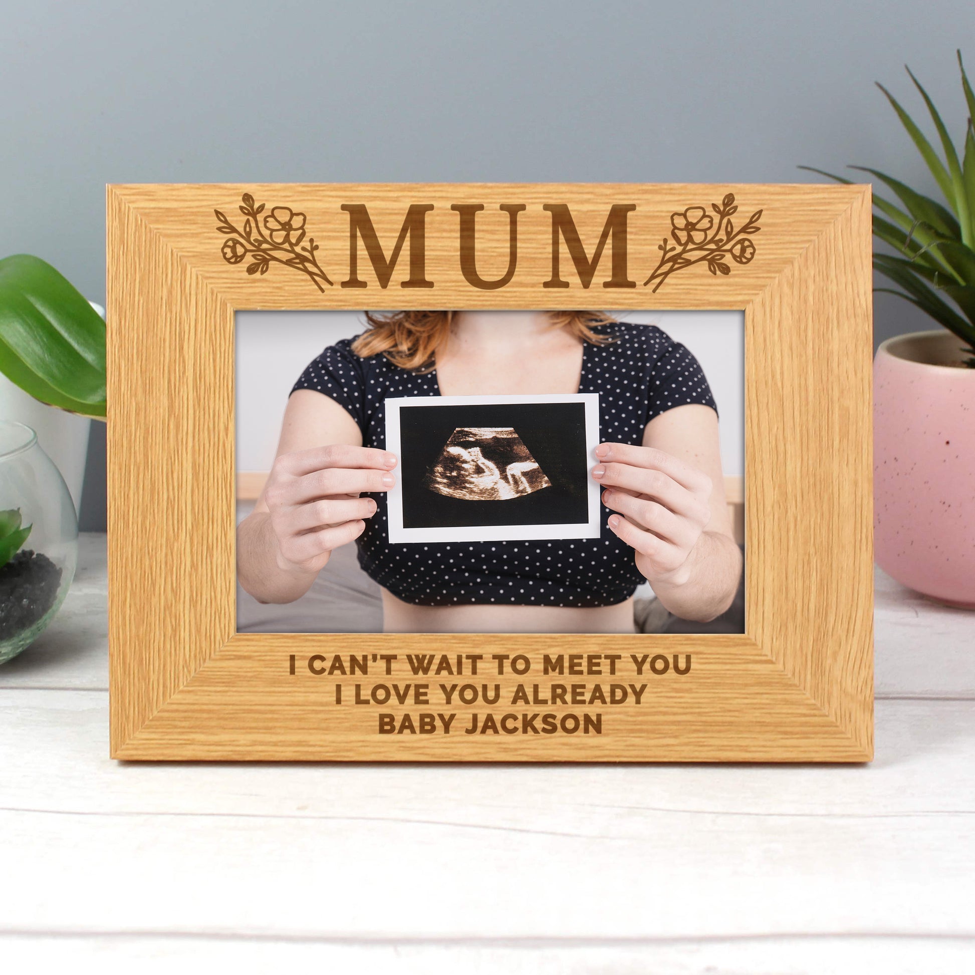 Personalised Floral Mum 6x4 Oak Finish Photo Frame - MK&JD Gifts
