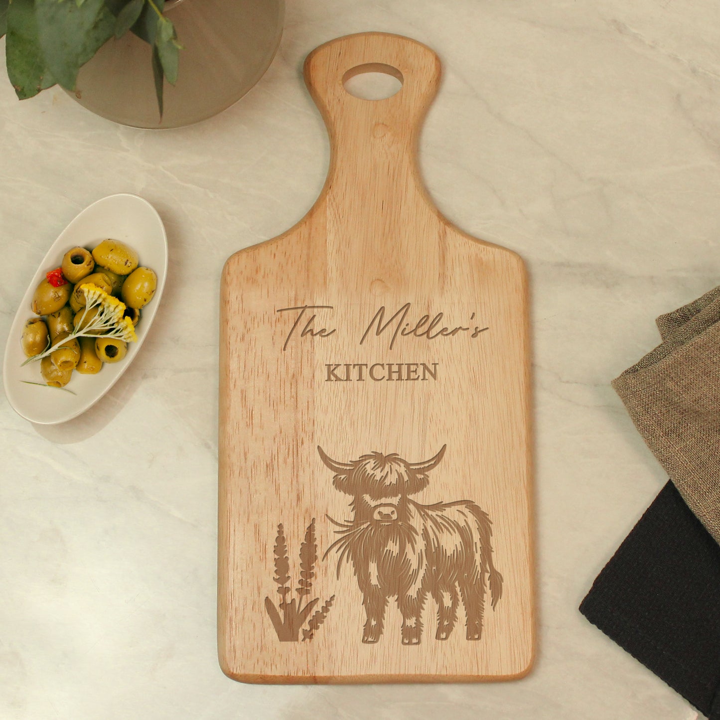 Personalised Highland Cow Paddle Chopping Board - MK&JD Gifts