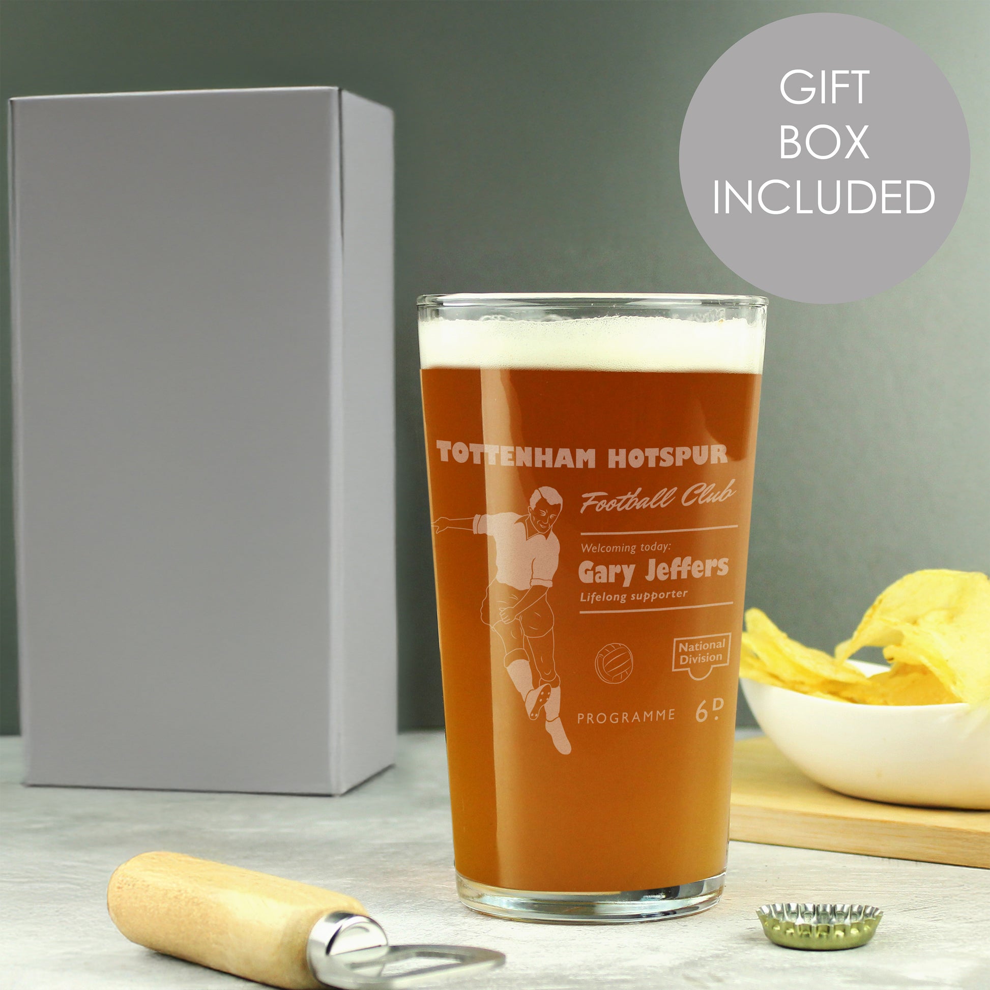 Personalised Vintage Football Supporter's Pint Glass - MK&JD Gifts