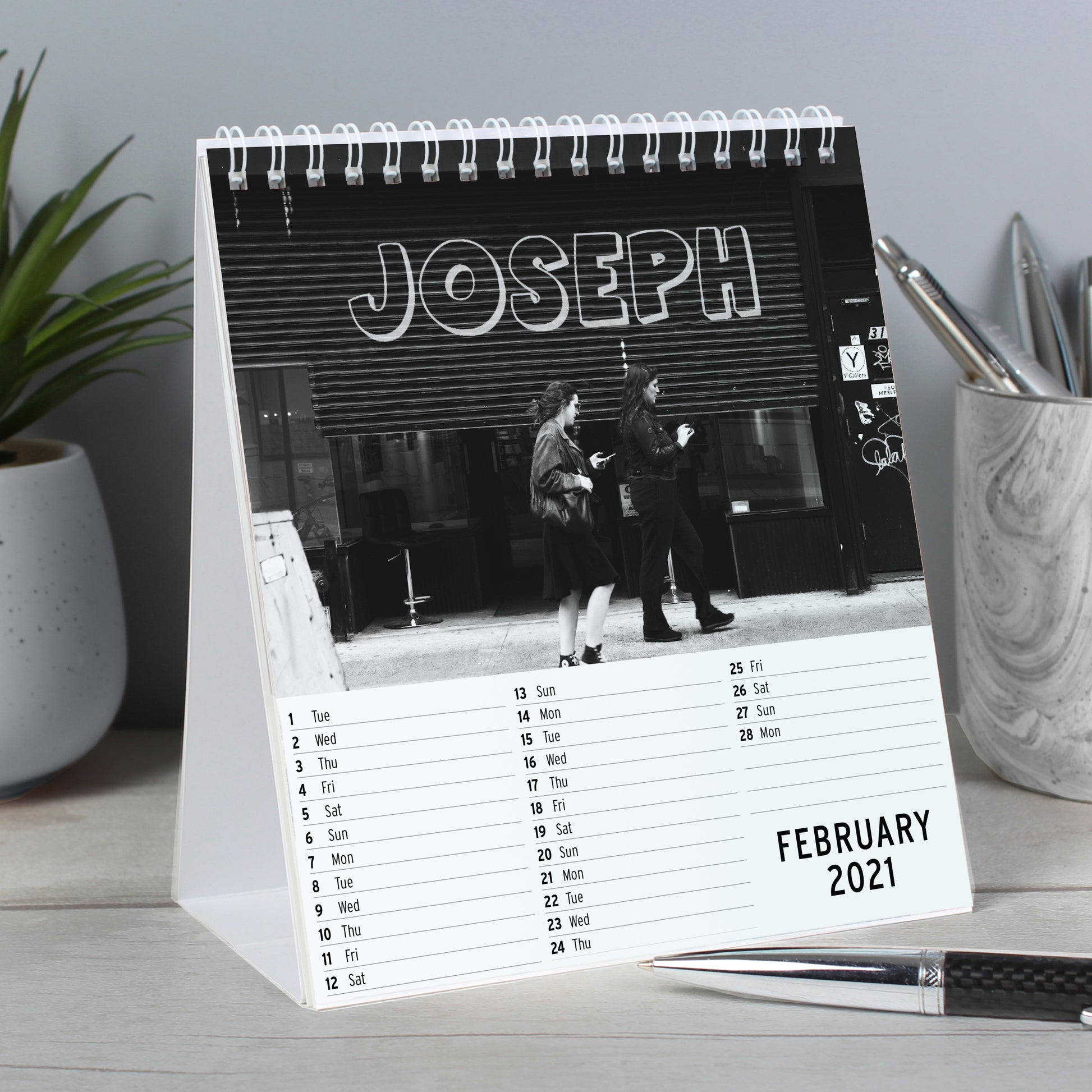 Personalised New York Desk Calendar - MK&JD Gifts
