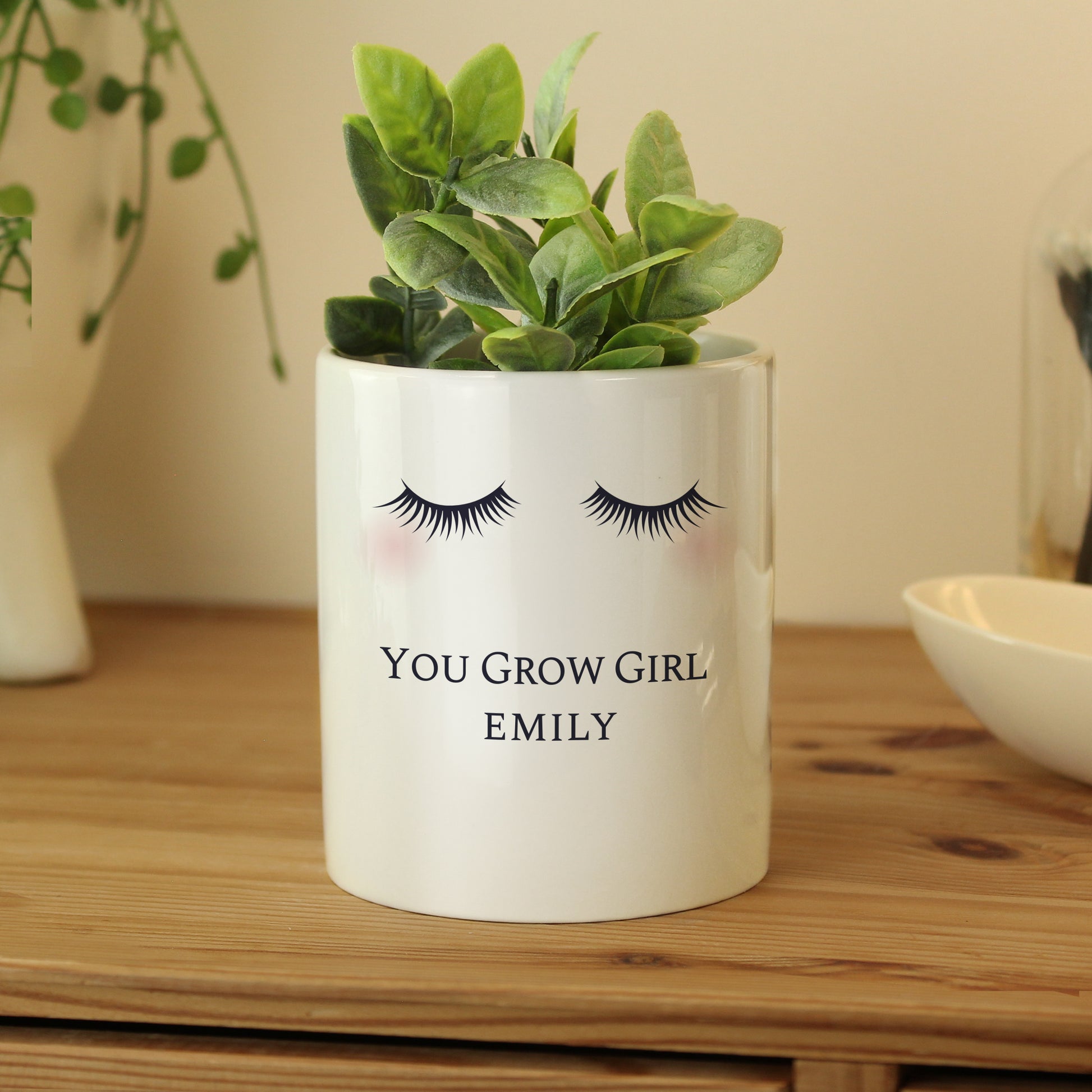 Personalised Eyelashes Ceramic Storage Pot - MK&JD Gifts