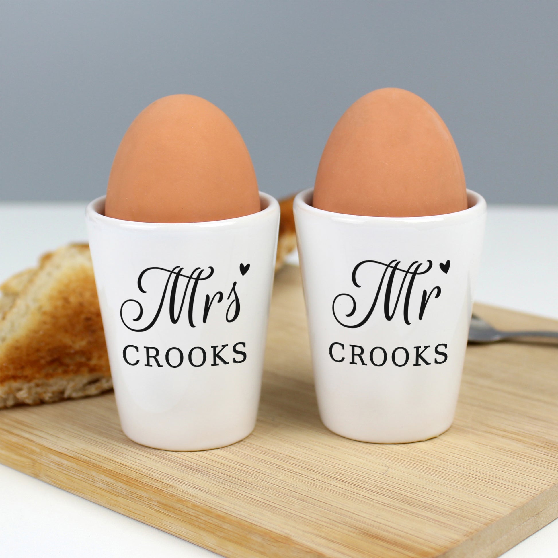 Personalised Mr & Mrs Egg Cups - MK&JD Gifts
