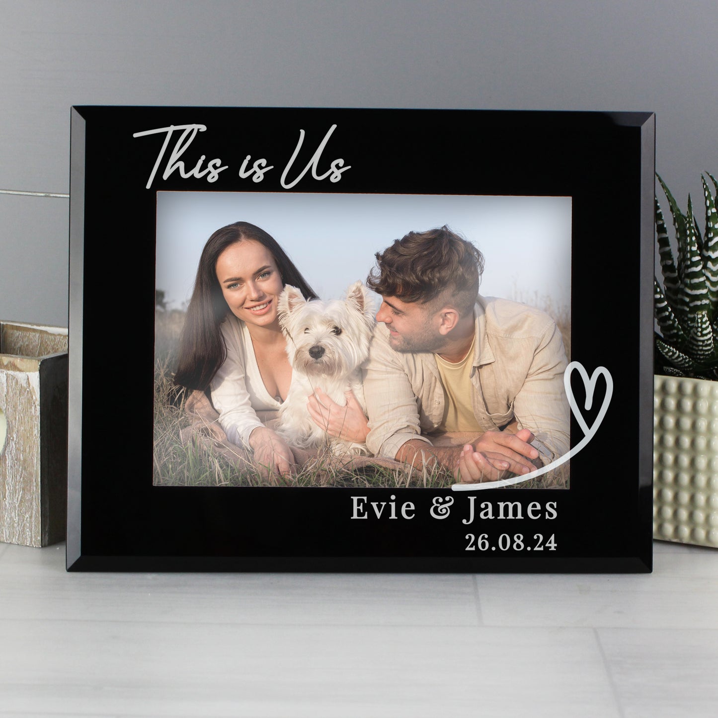 Personalised Heart Black Glass 5x7 Photo Frame - MK&JD Gifts