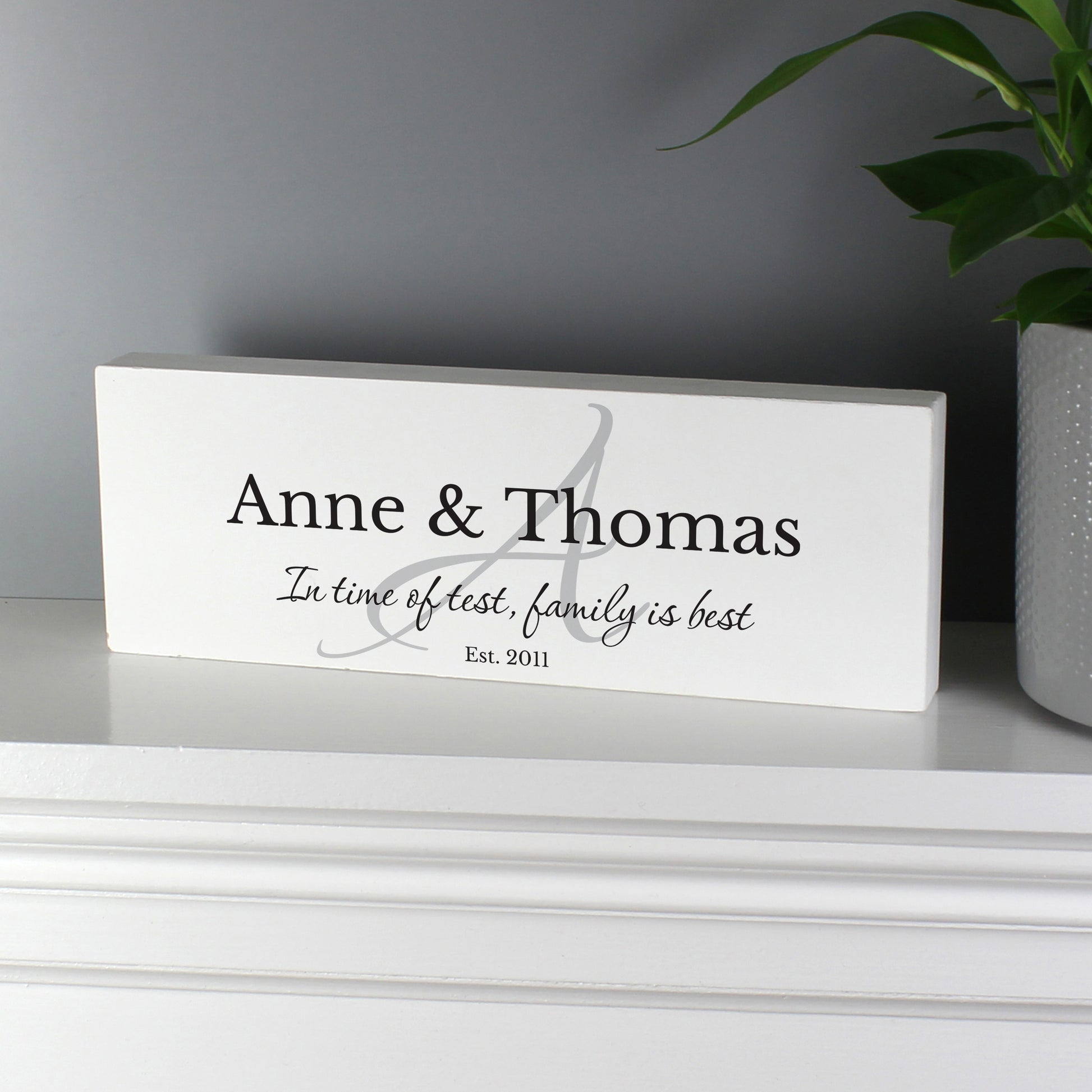 Personalised Family Wooden Mantel Decoration - MK&JD Gifts