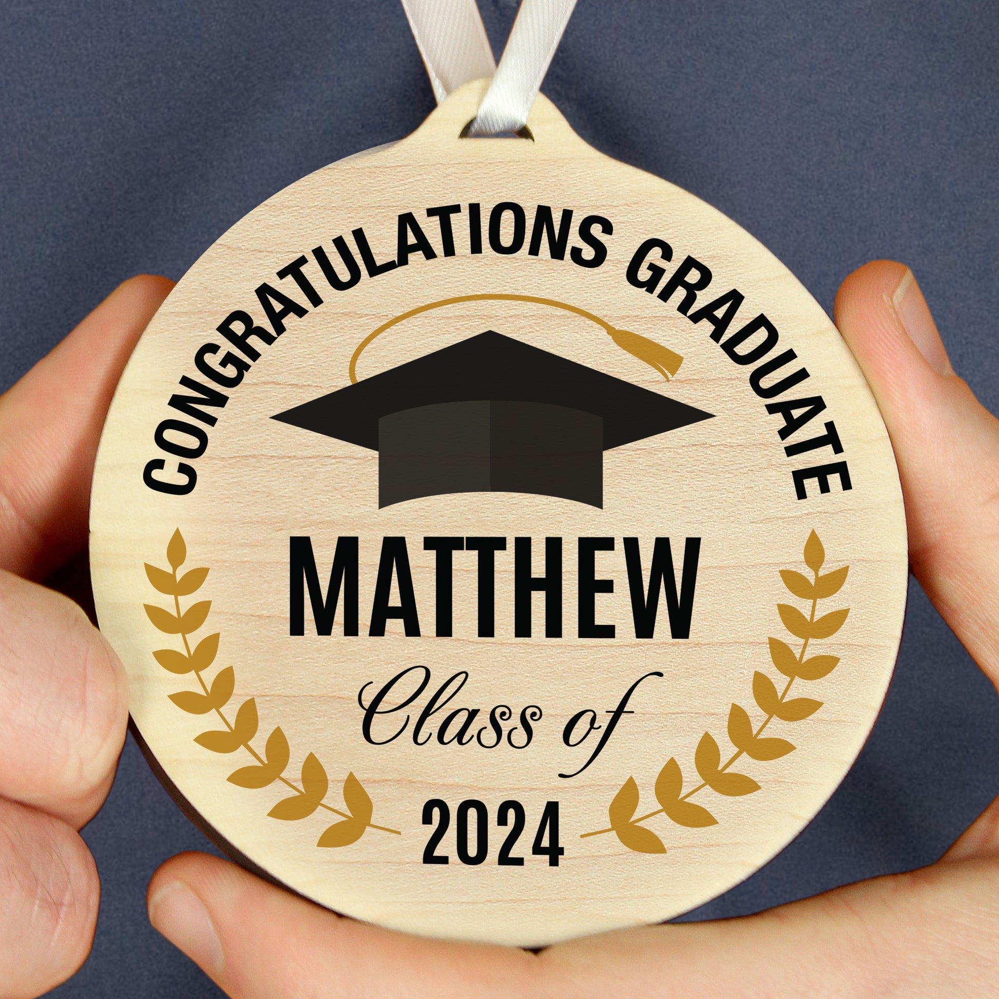 Personalised Graduation Round Wooden Decoration - MK&JD Gifts
