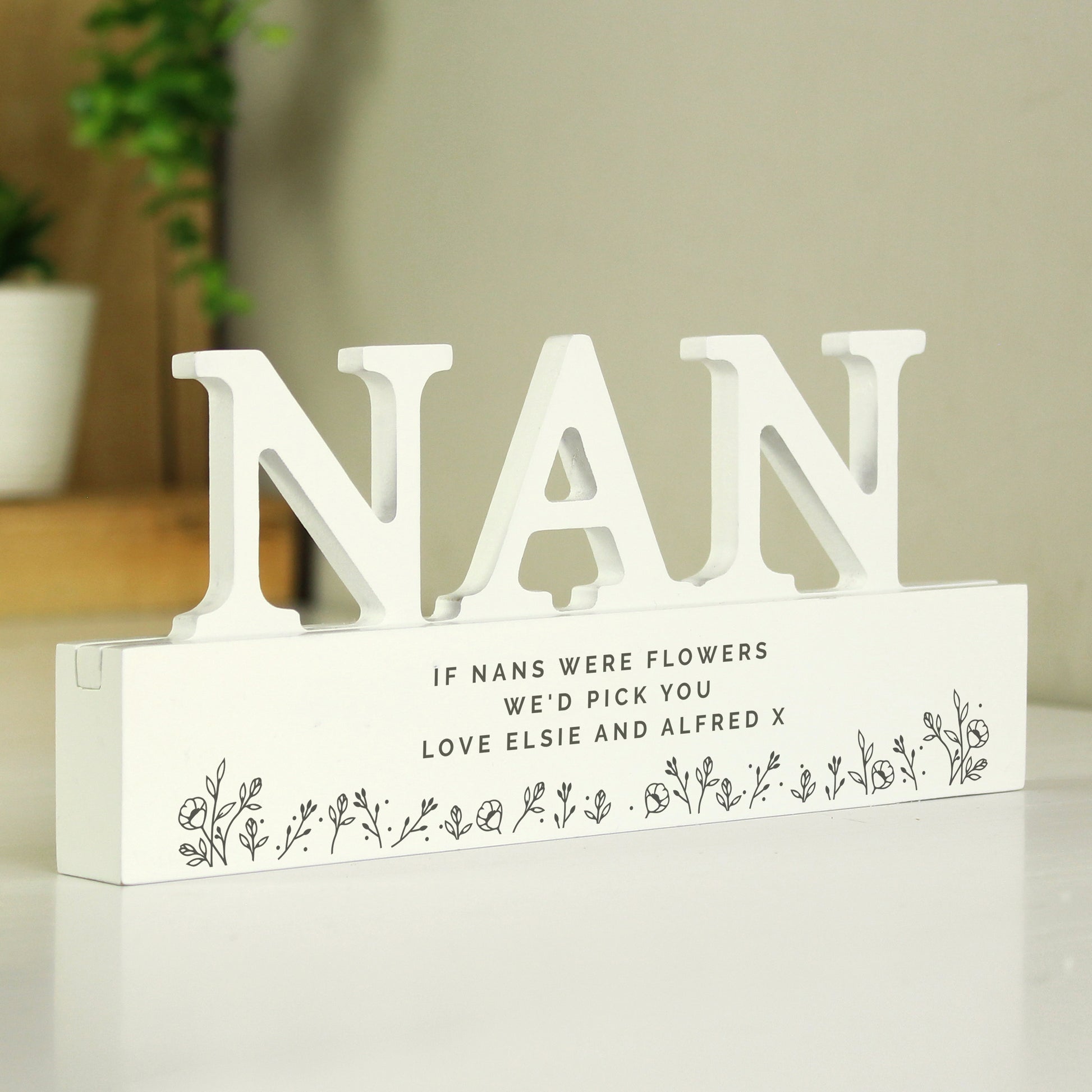 Personalised Floral Wooden Nan Ornament - MK&JD Gifts
