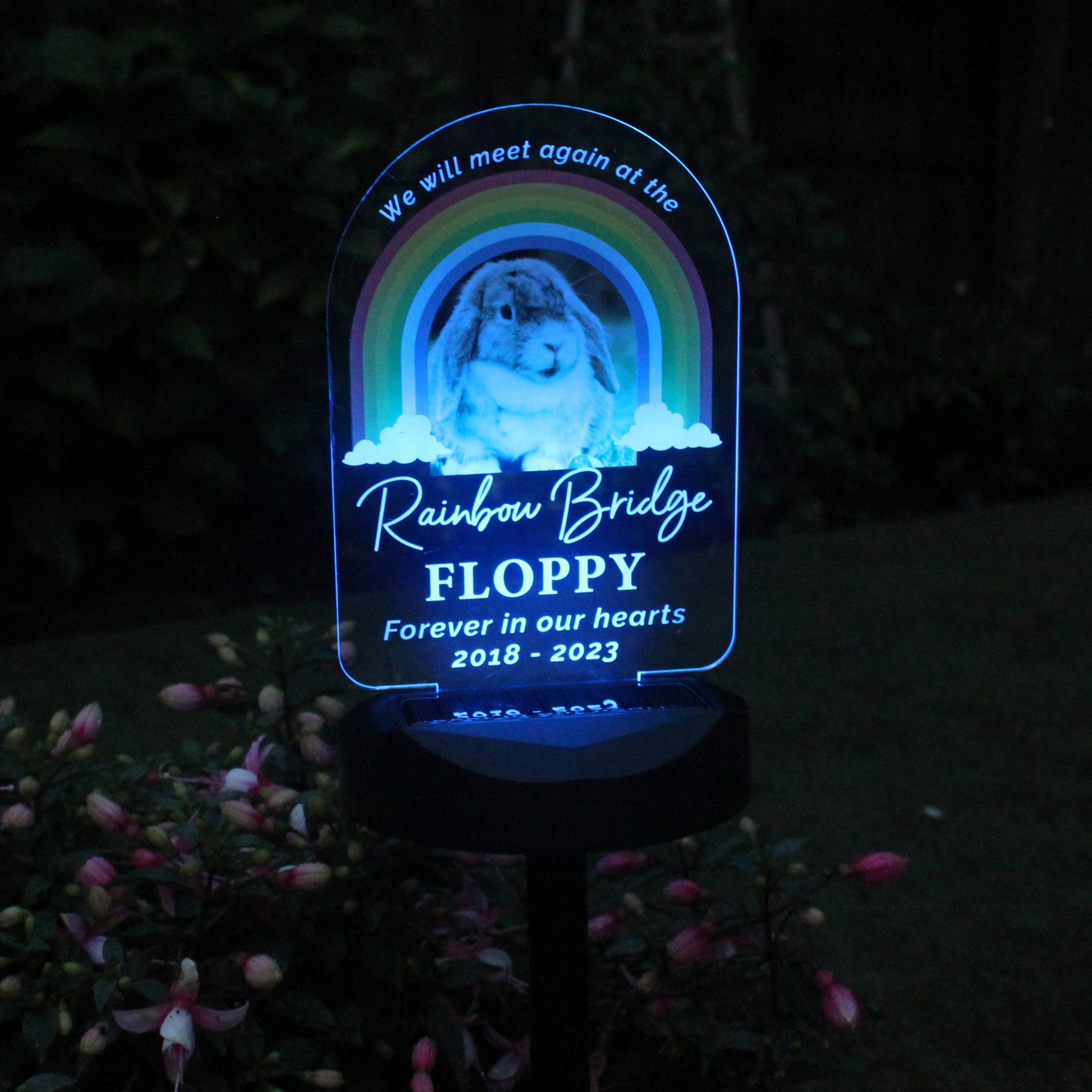 Personalised Rainbow Bridge Pet Memorial Outdoor Solar Light - MK&JD Gifts