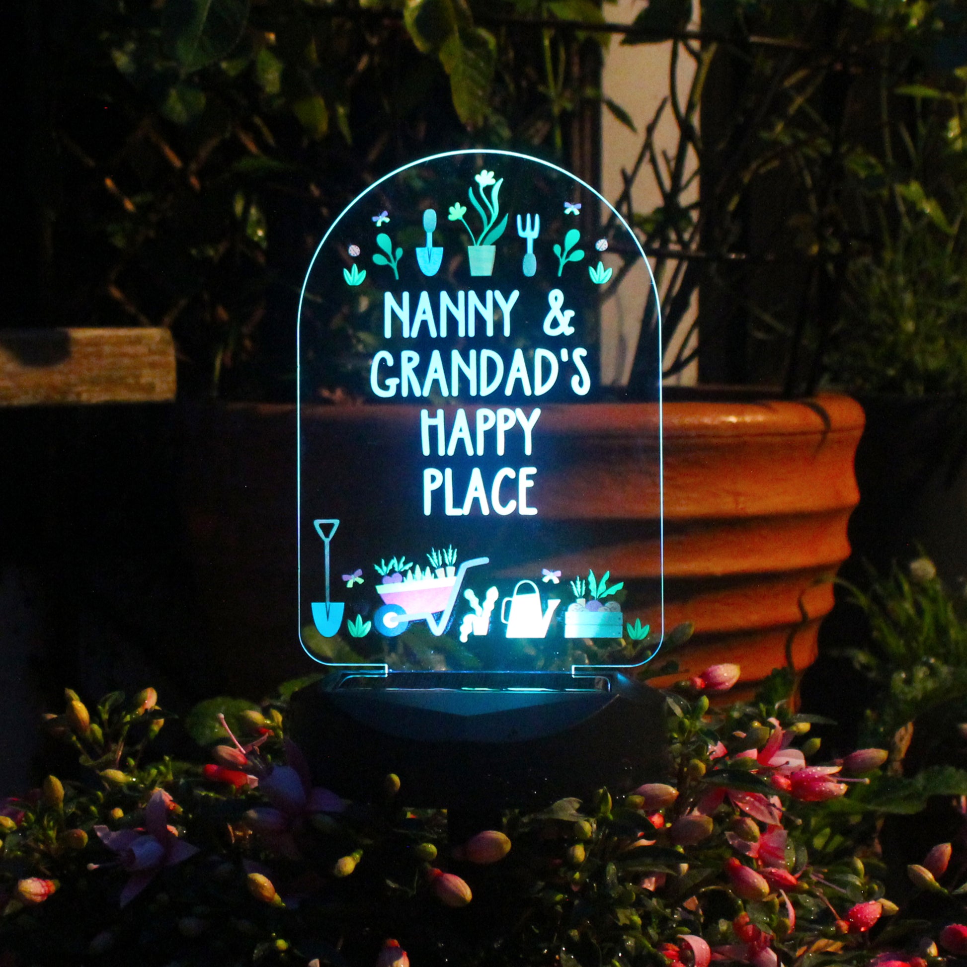 Personalised Vegetable Patch Outdoor Solar Light - MK&JD Gifts