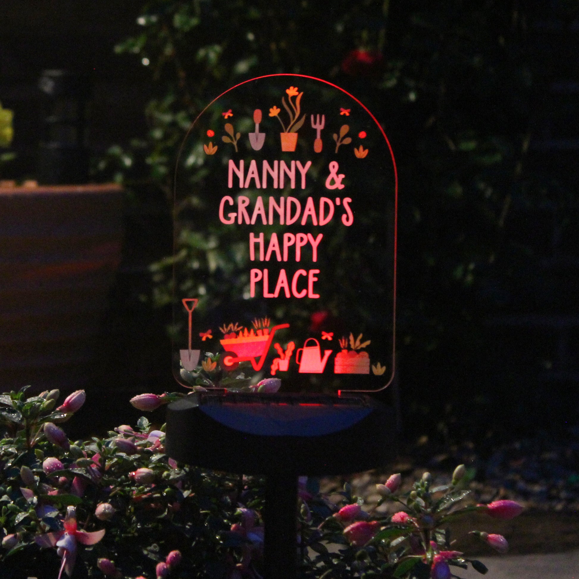 Personalised Vegetable Patch Outdoor Solar Light - MK&JD Gifts